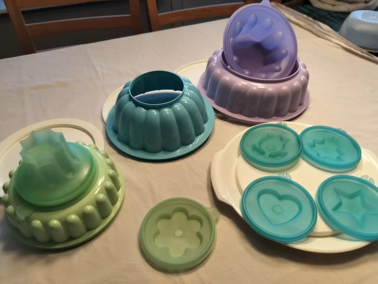 Billede 1 - Dessertforme fra Tupperware