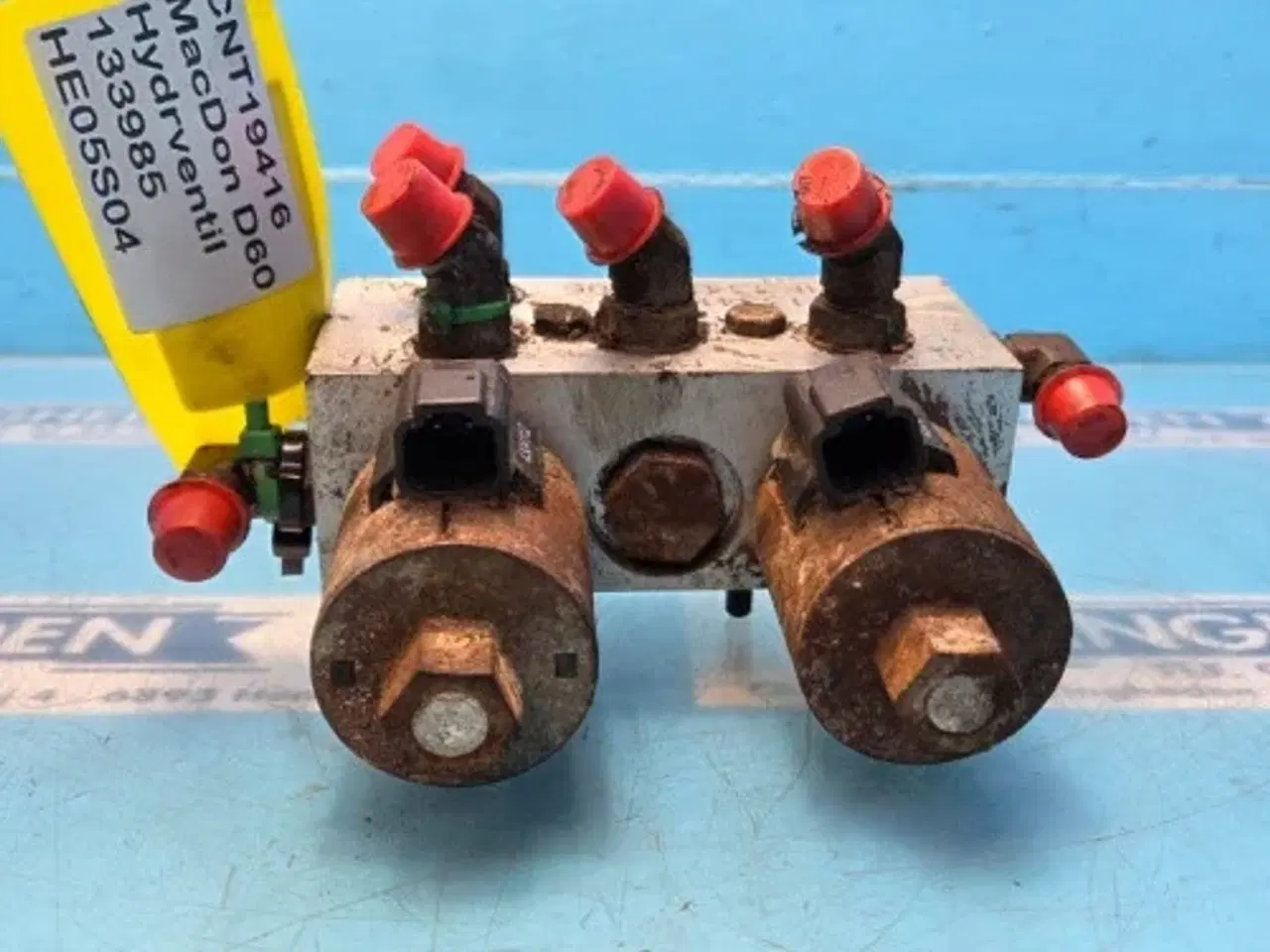 Billede 8 - MacDon D60 Hydraulikventil 133985