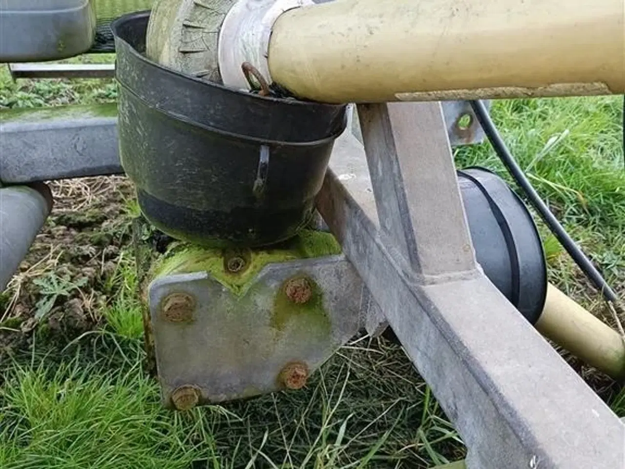 Billede 5 - - - - Defekt gyllepumpe