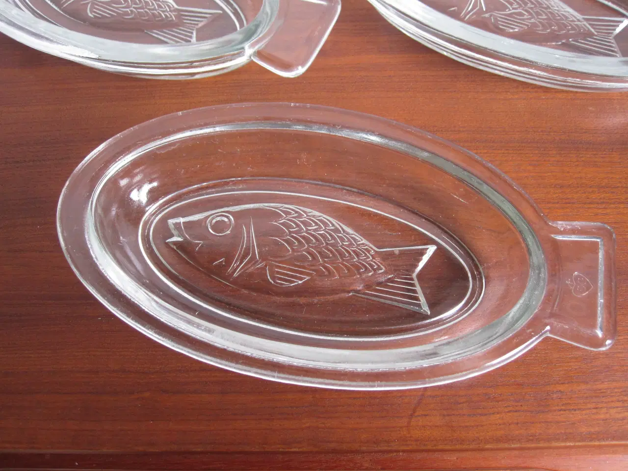 Billede 1 - Glasskåle med fisk