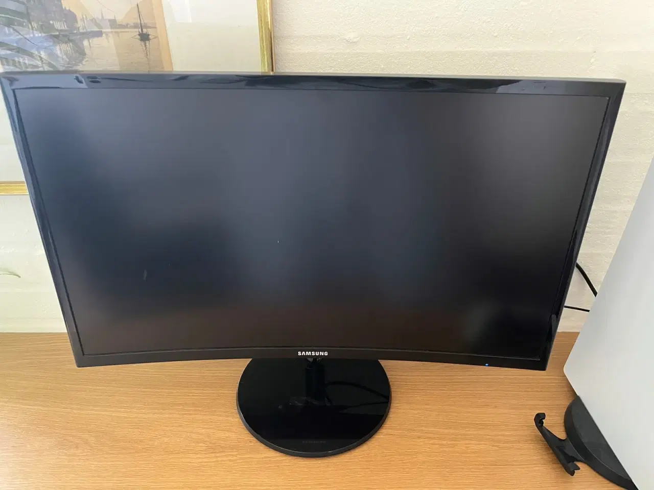 Billede 1 - Samsung curved skærm 24" sort