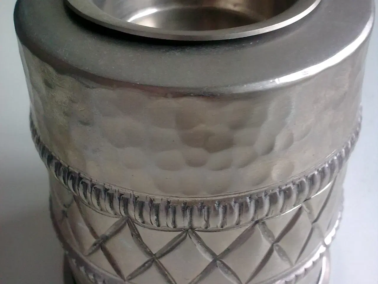 Billede 13 - Aluminium hamret vintage dansk låg dåse & gæster