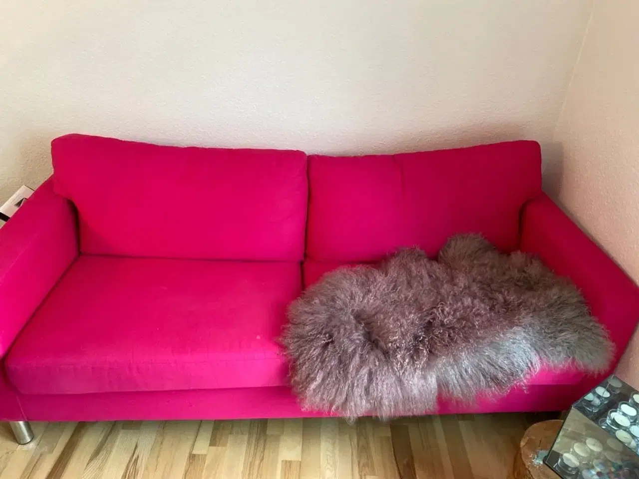 Billede 1 - Lyserød sofa