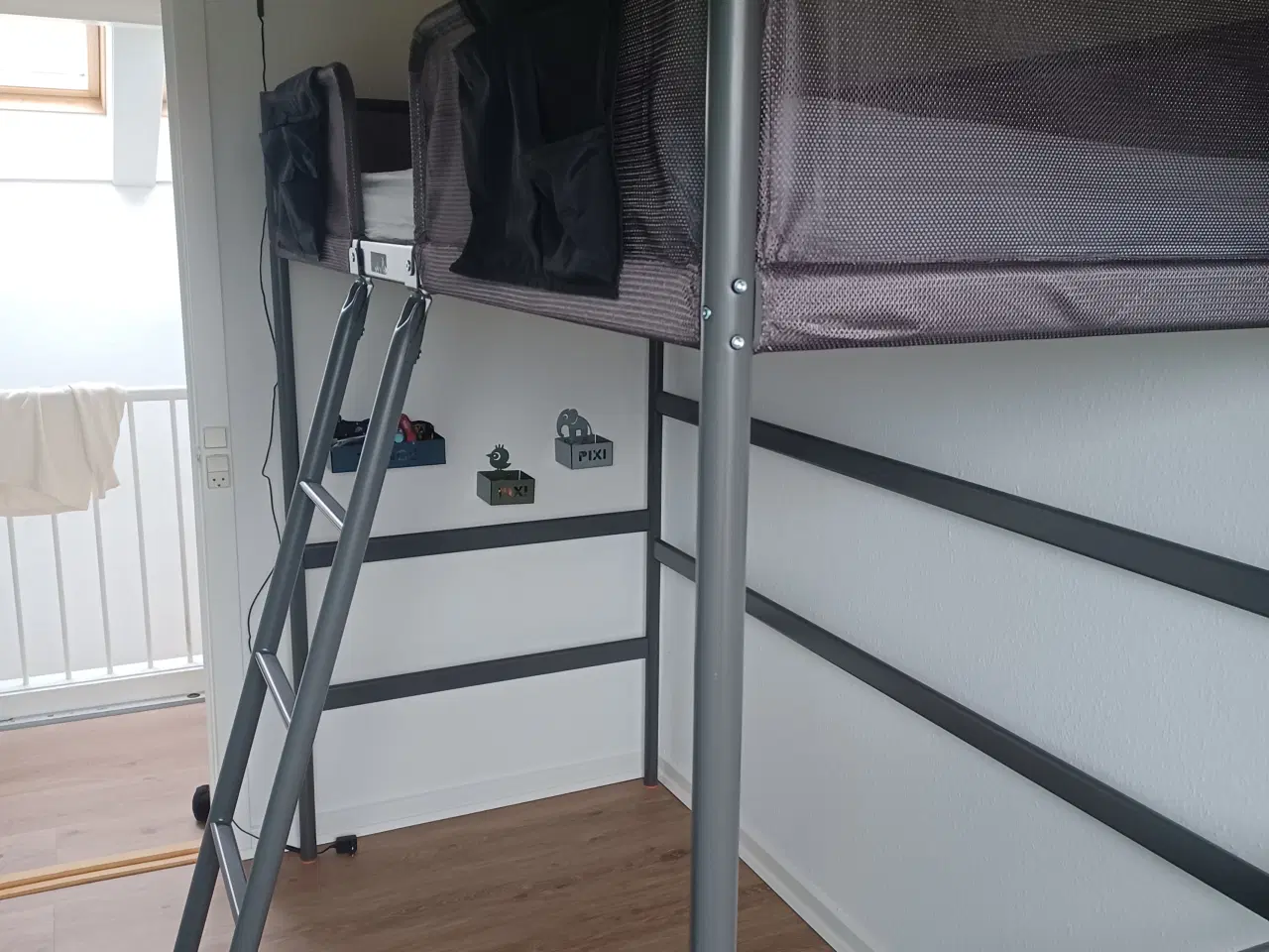 Billede 1 - Højseng mrk. Tuffing.