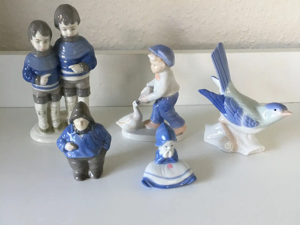 Billede 1 - Porcelæn figur