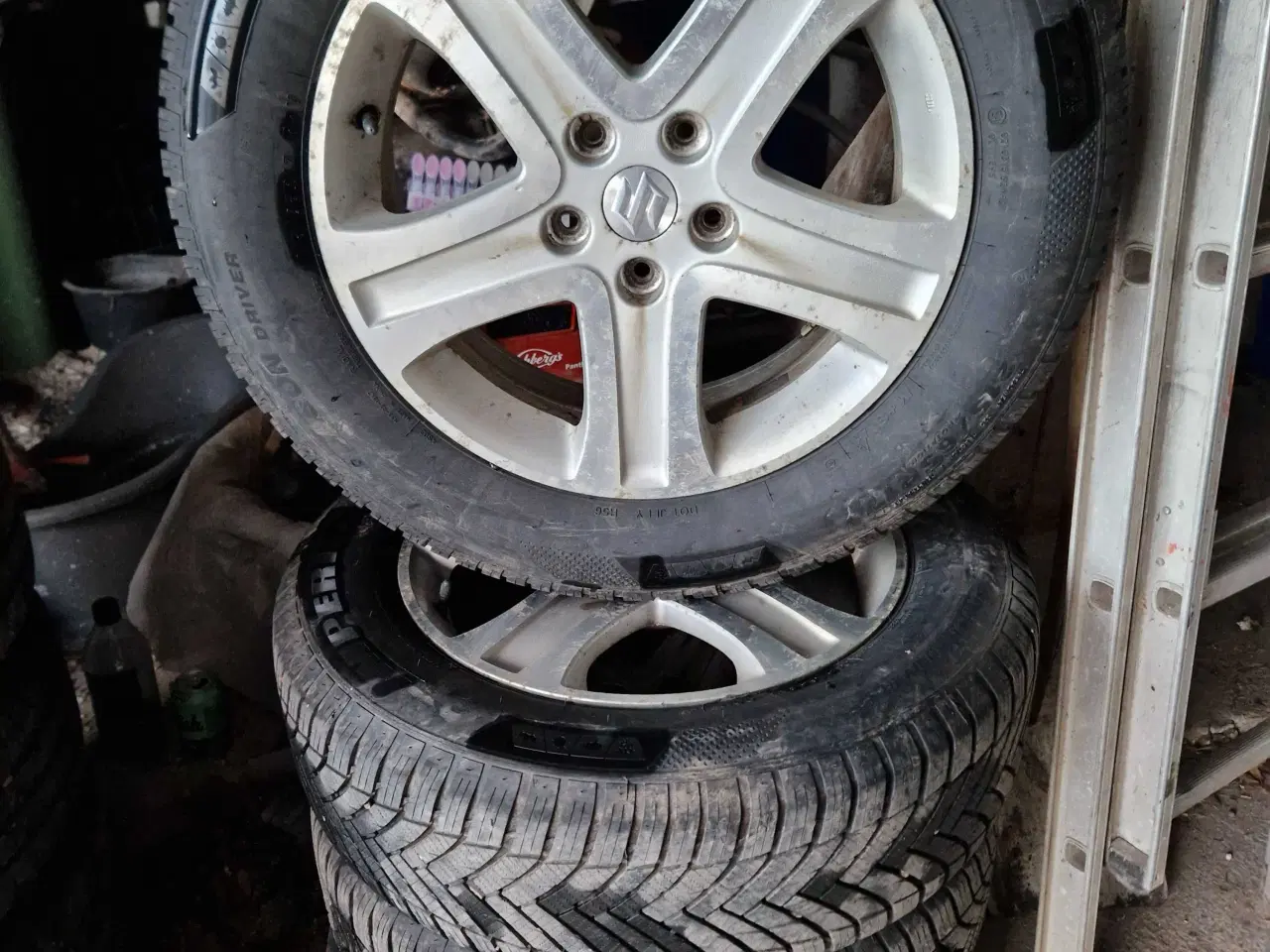 Billede 3 - Alufælge med Helårsdæk