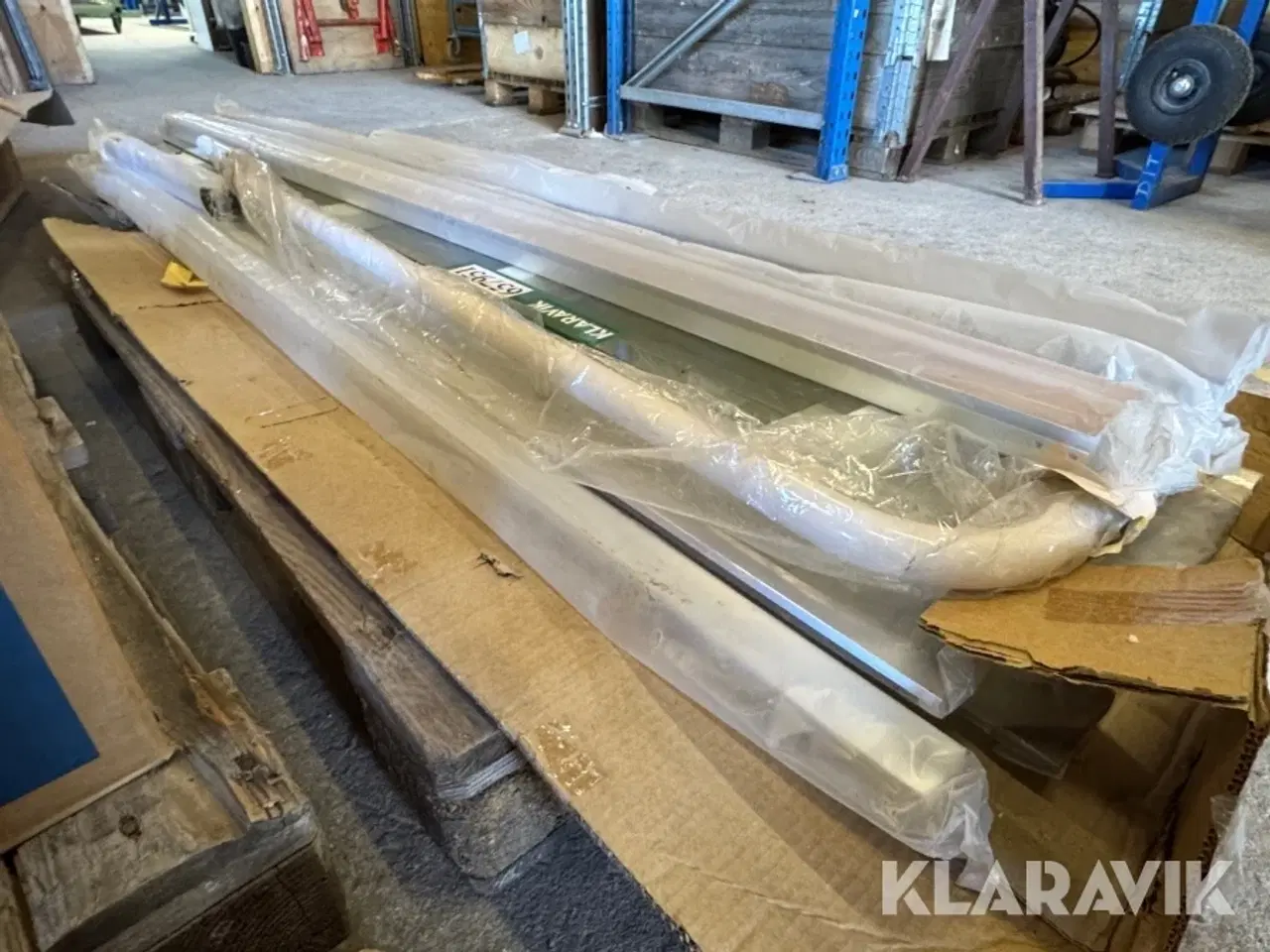 Billede 9 - Glasvæg og stænger LOT