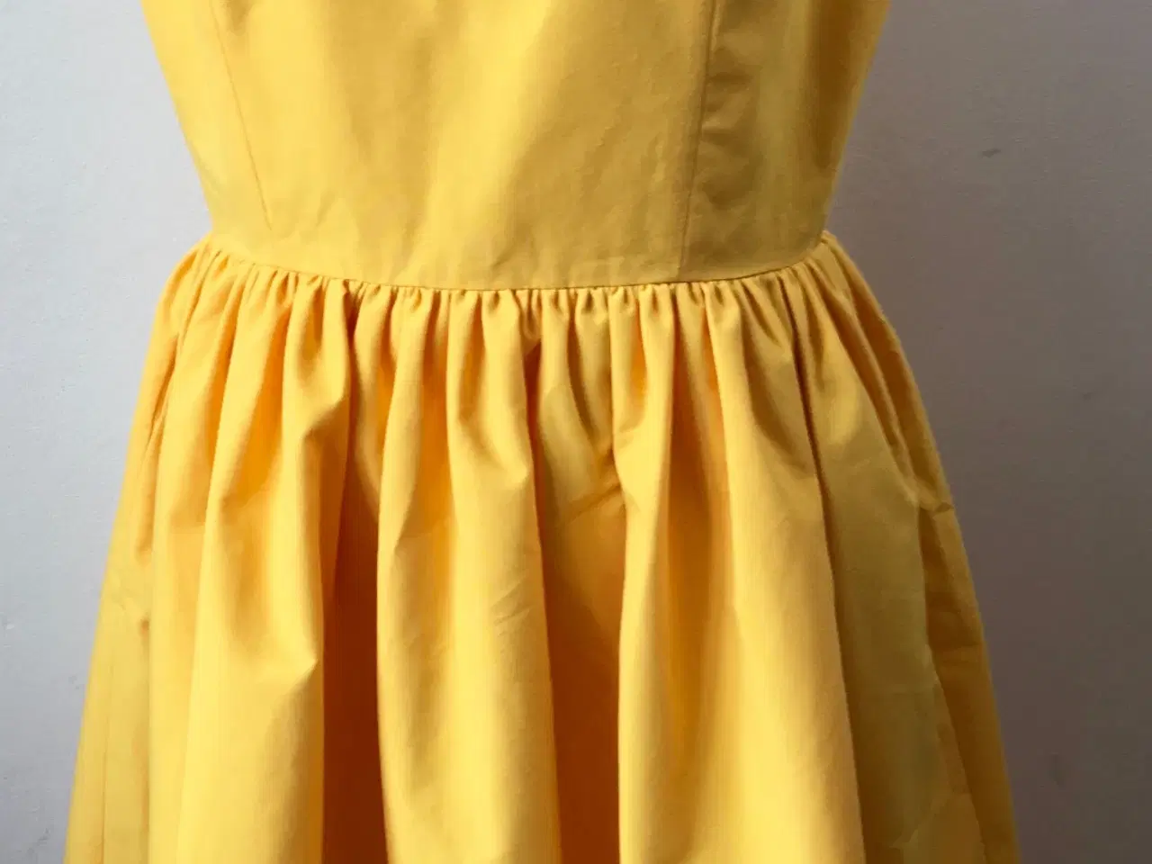 Billede 1 - Dixie Grey, 50'r kjole, str 38