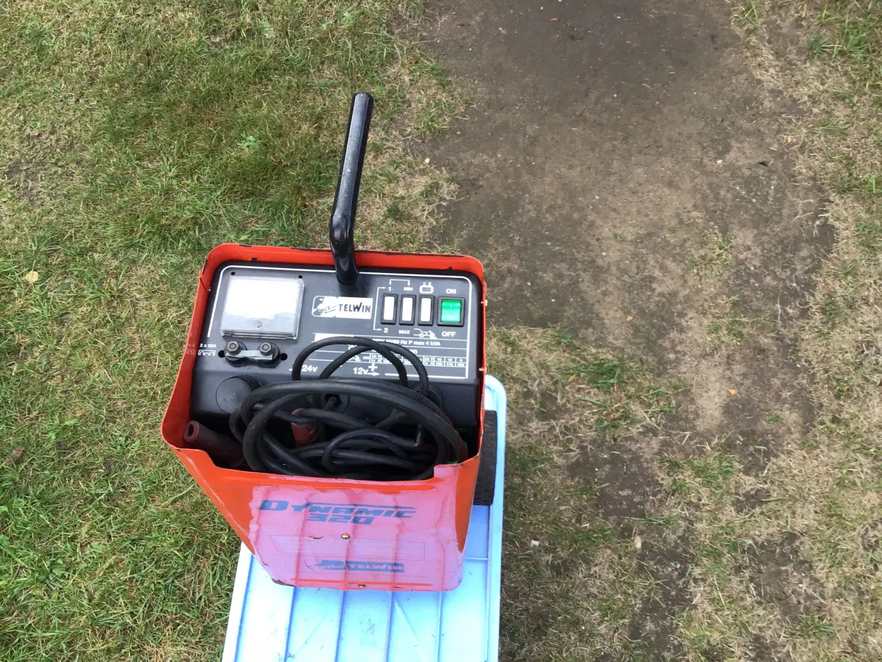 Billede 1 - Dynamic 320 lyn starter og lader 12/24V