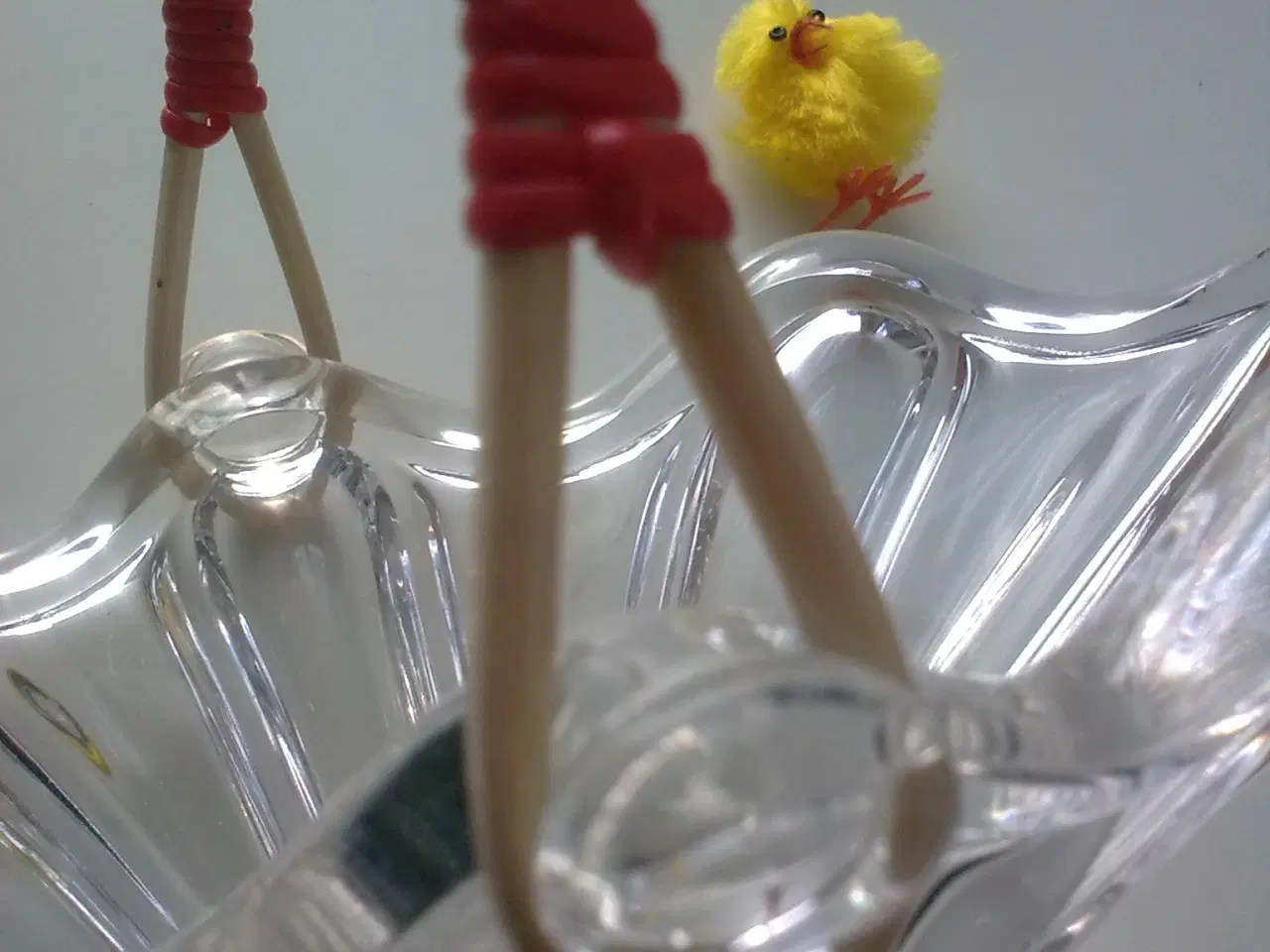 Billede 2 - Glaskurv aflang facet glaskål retro viklet flet 