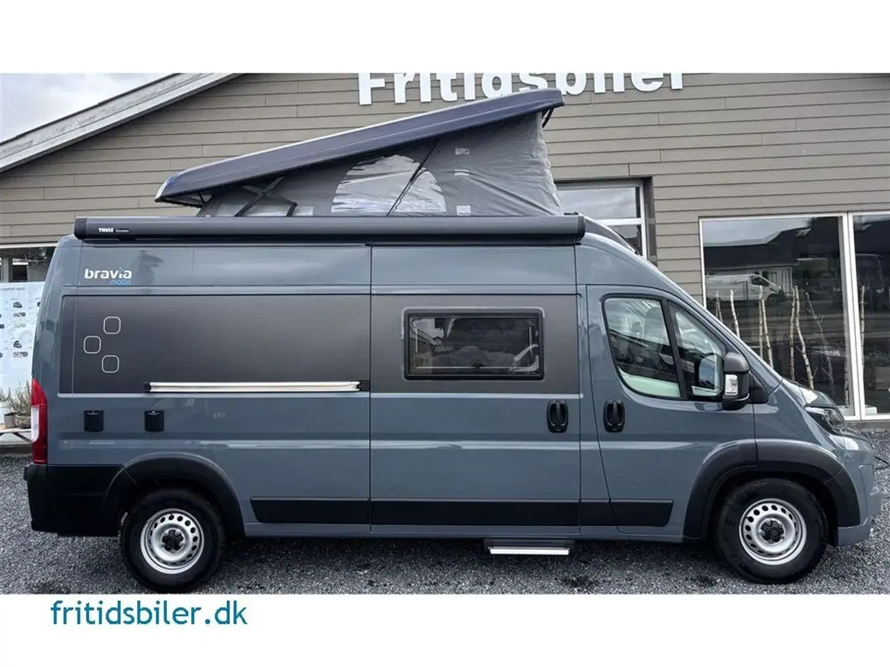 Billede 3 - 2025 - Bravia 599 180 Hk   Bravia 599 180 HK Med Automat gear og Hævetag med sovepladser til 4 personer