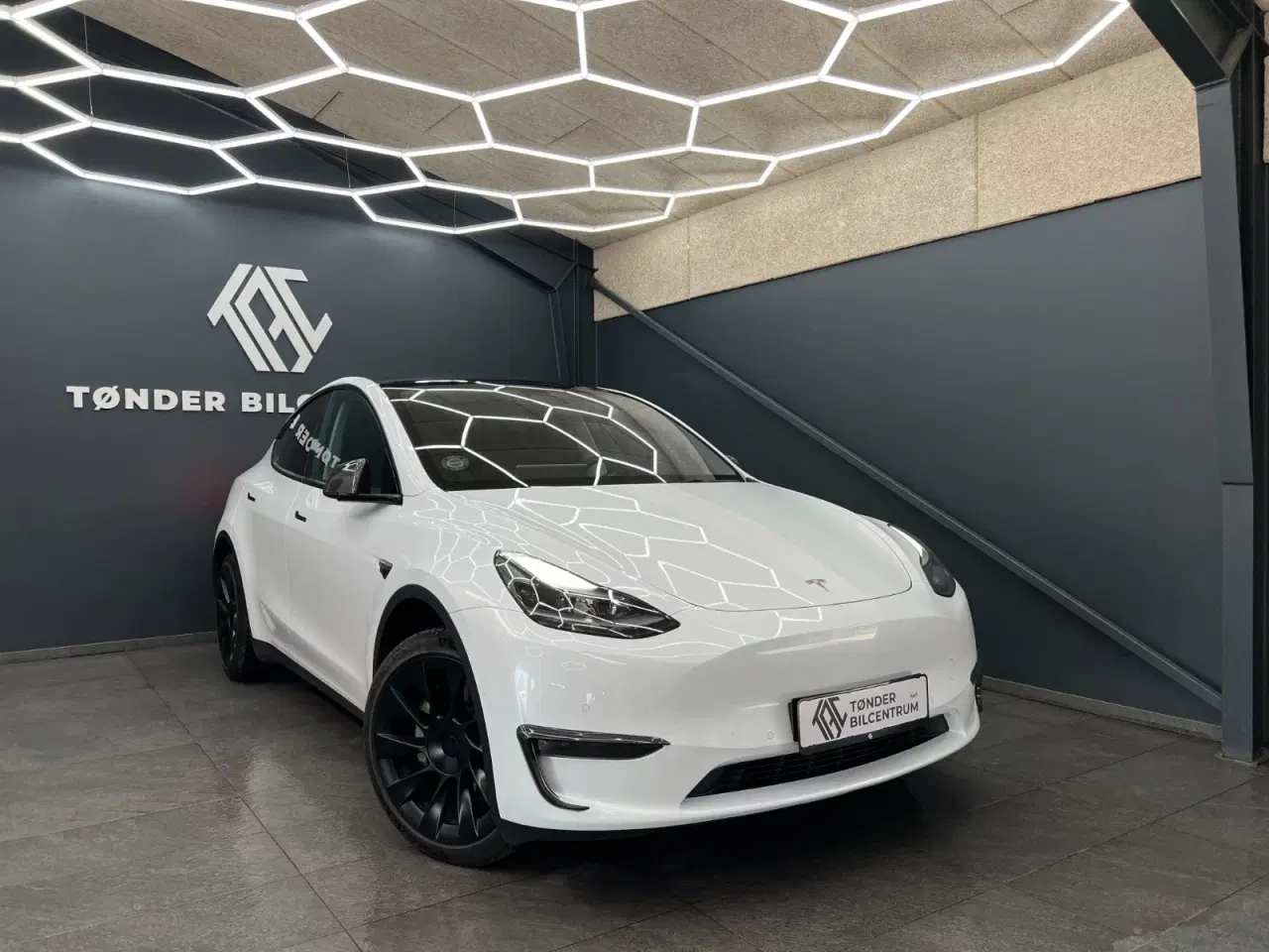 Billede 1 - Tesla Model Y  Long Range AWD
