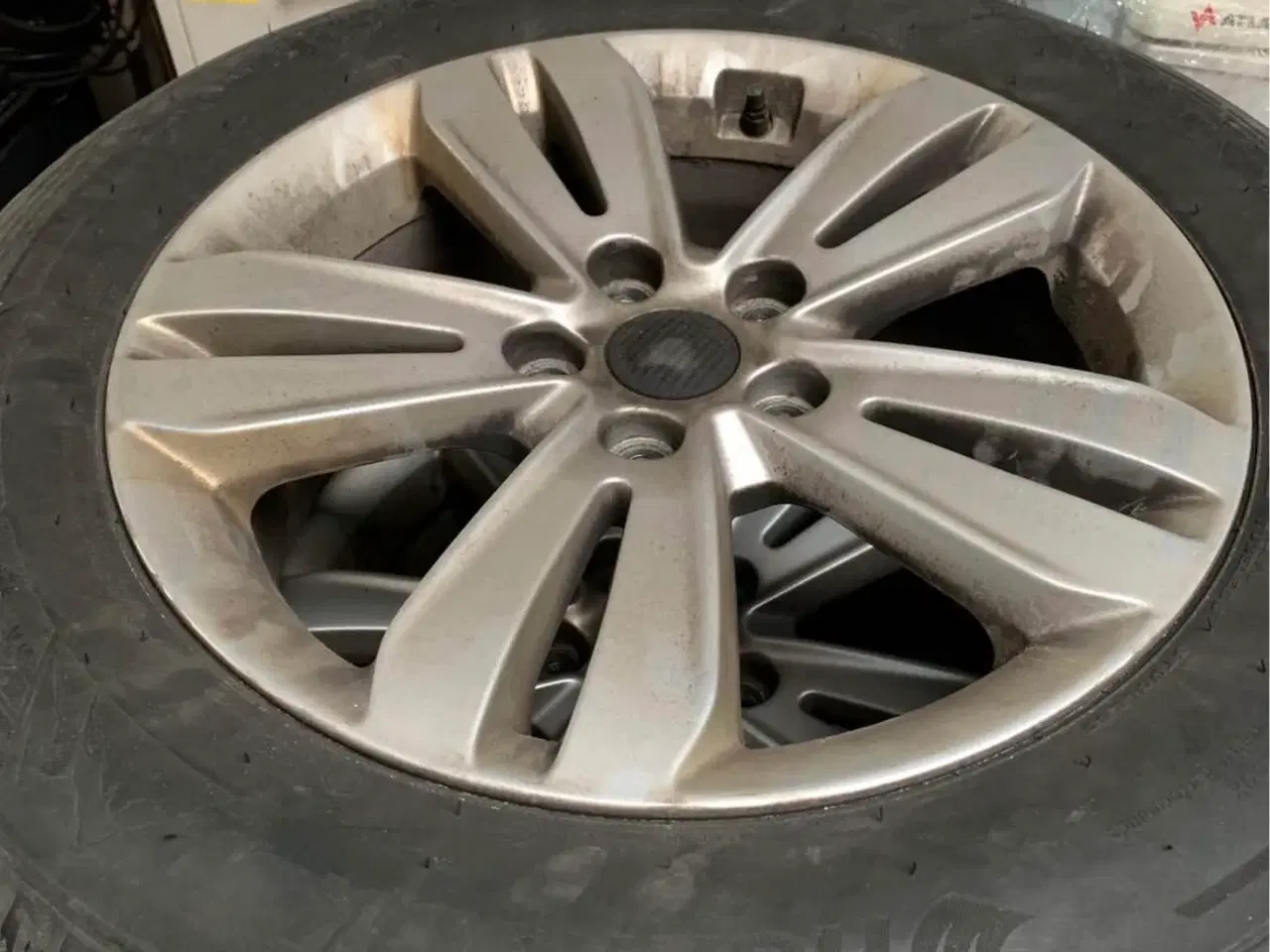 Billede 1 - Alufælge m vinterdæk