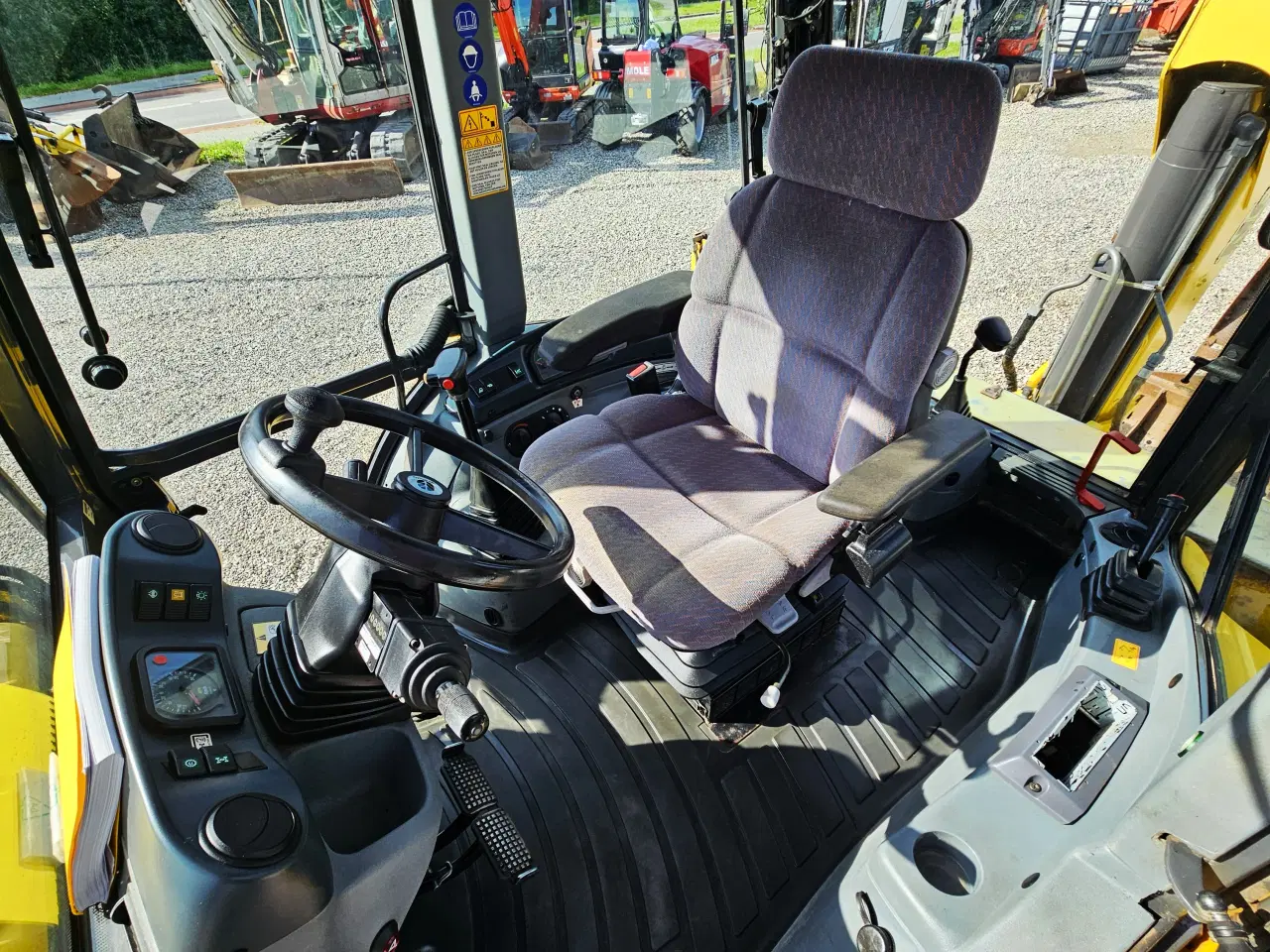 Billede 14 - New Holland LB110B / pæn og veludstyret