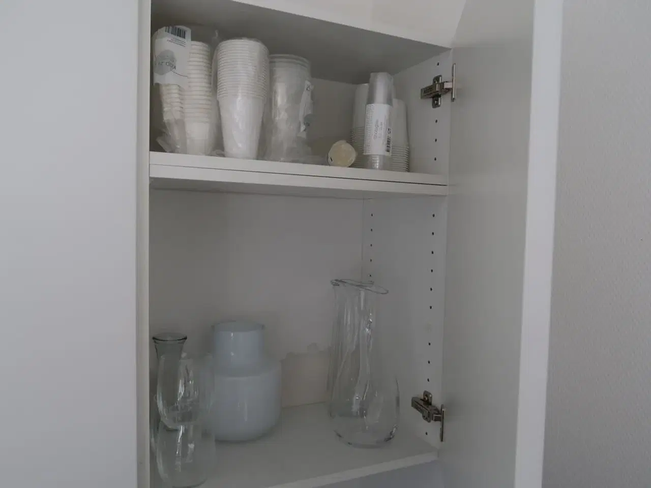 Billede 2 - Elkedel, div. Køkkenservice m.m.