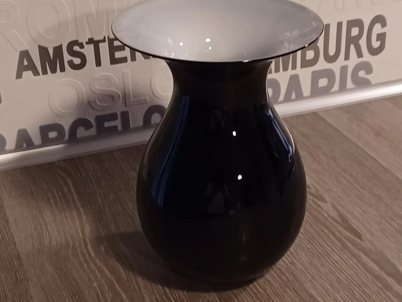 Billede 1 - Holmegård vase