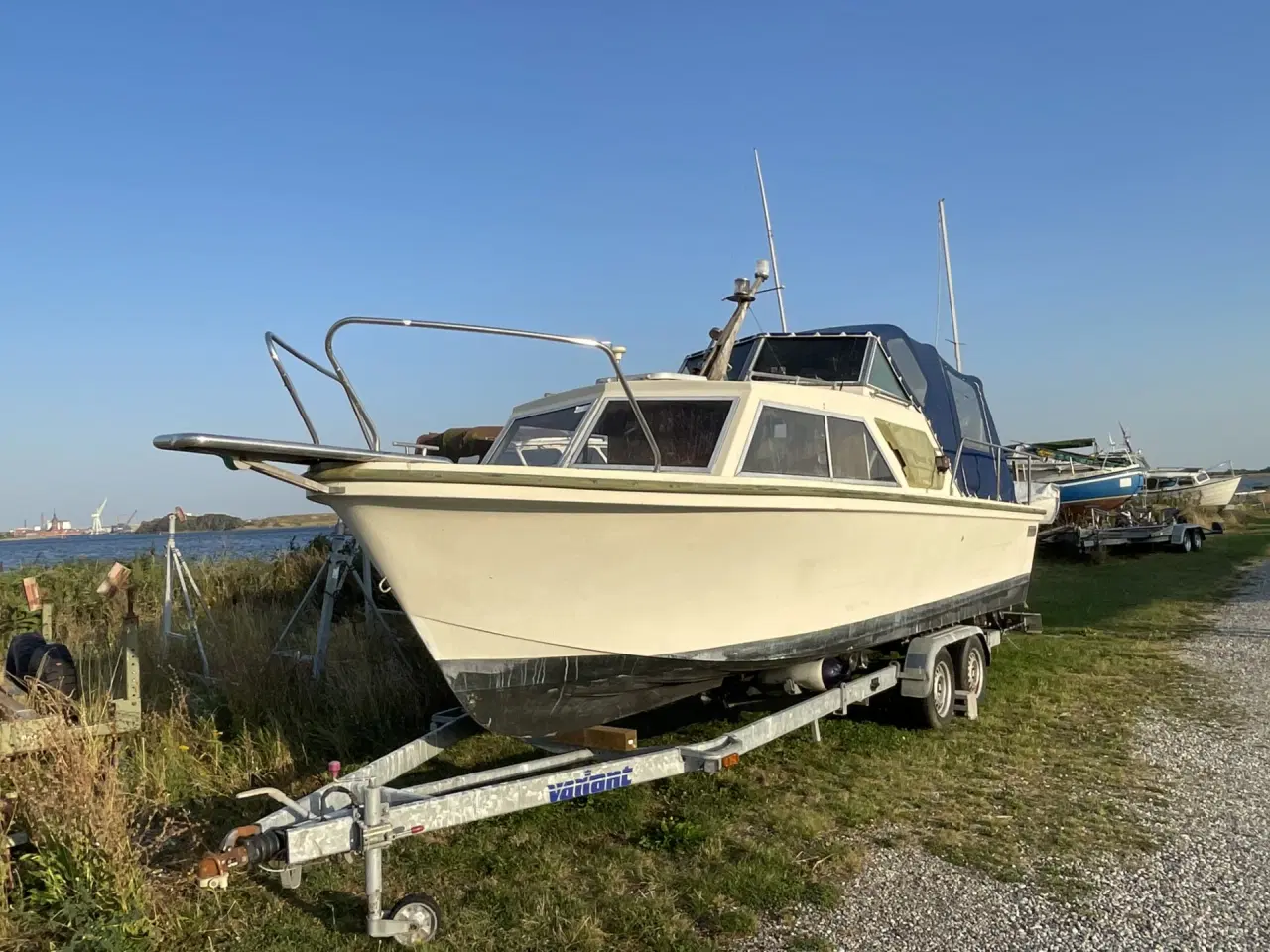 Billede 11 - familer motorbåde 