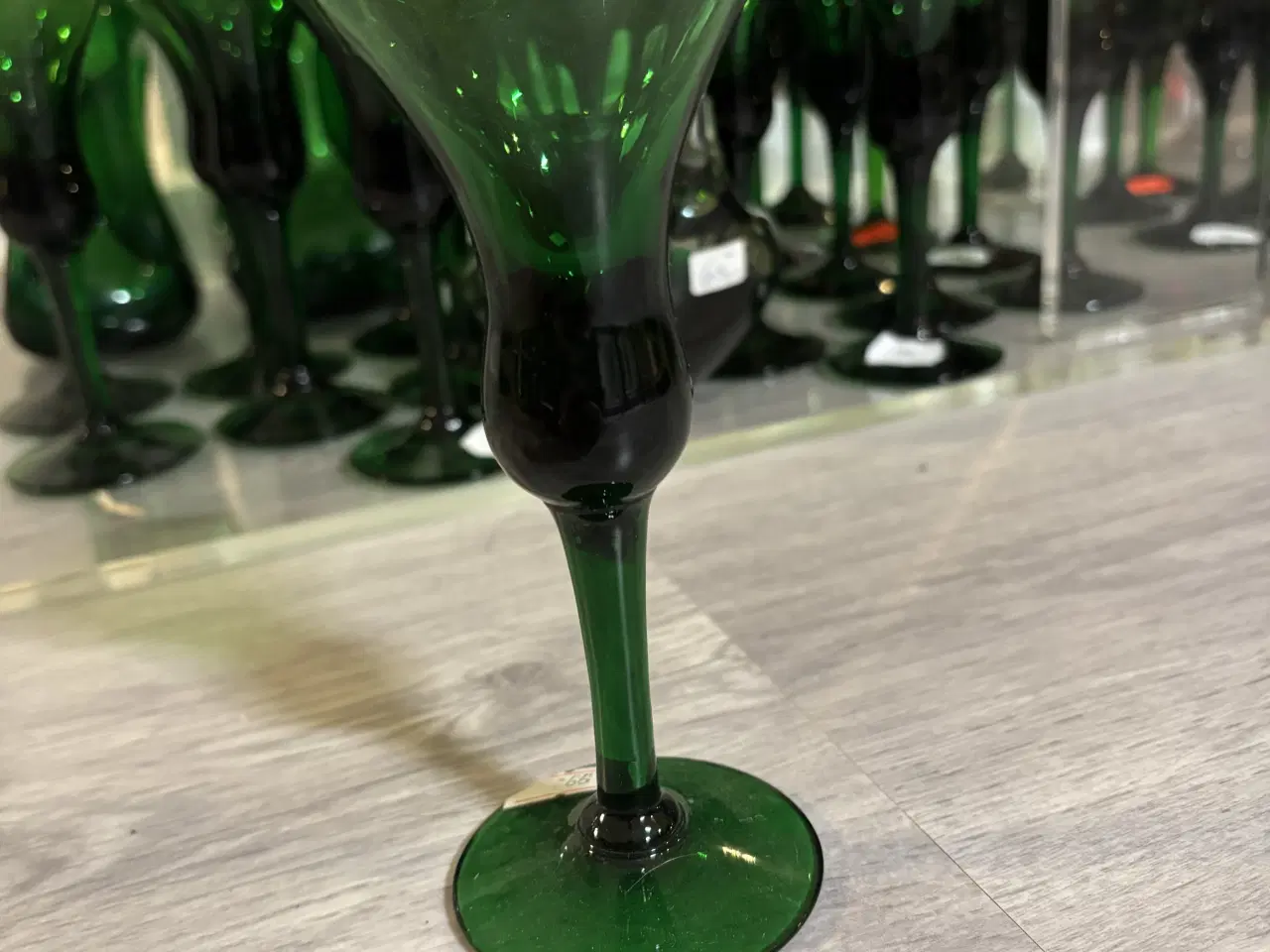 Billede 4 - Holmegaard flaskegrøn snapseglas og klukflaske