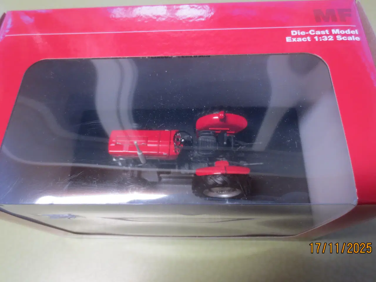 Billede 3 - 1 stk Ny Modeltraktor Massey Ferguson 135 og 188