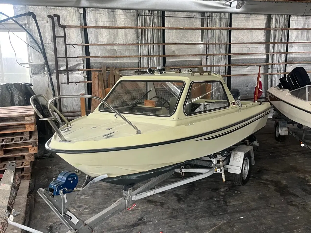 Billede 1 - Kabinebåd Jofa Winth 485 med bådtrailer