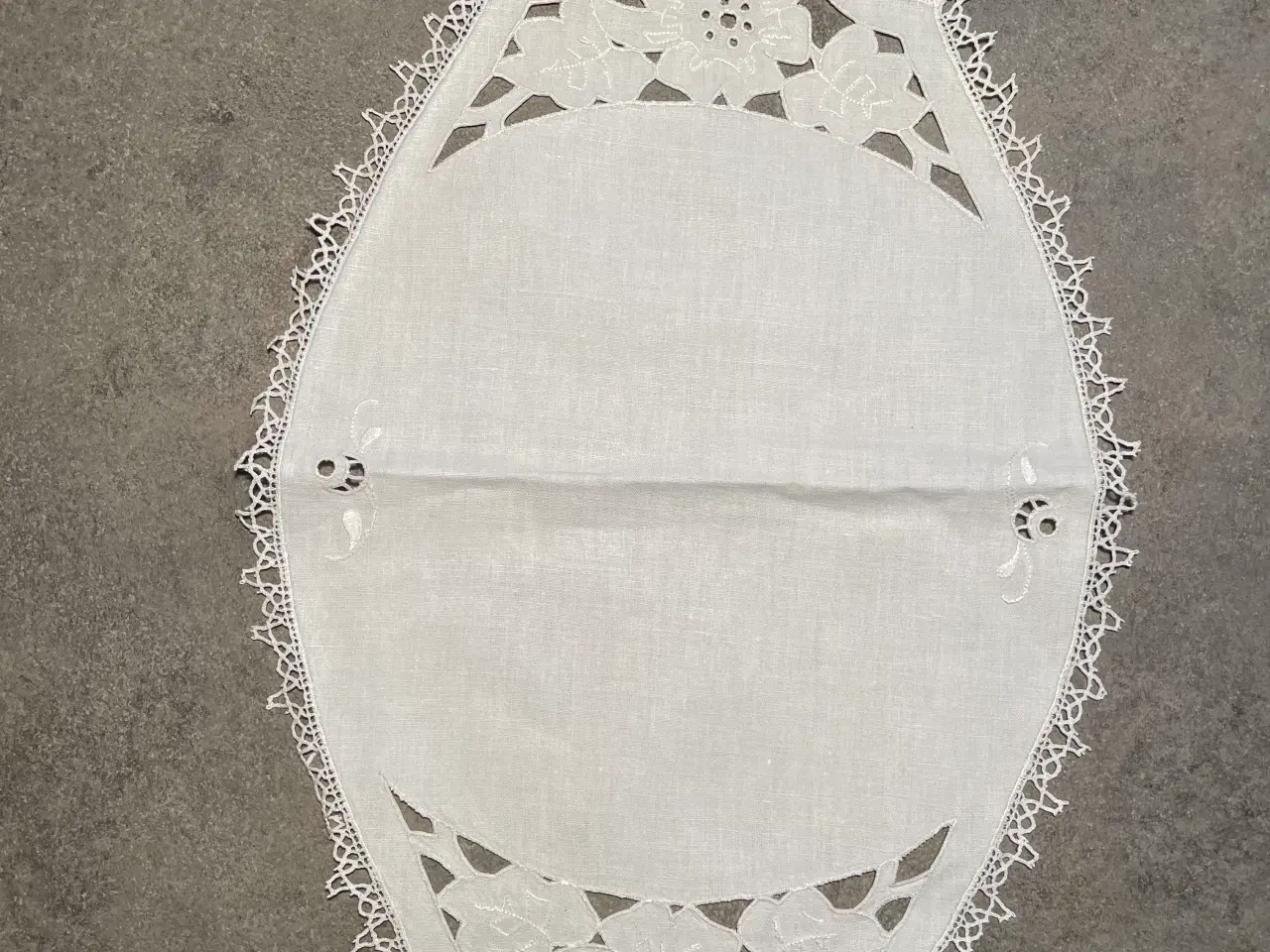 Billede 3 - Pynte duge