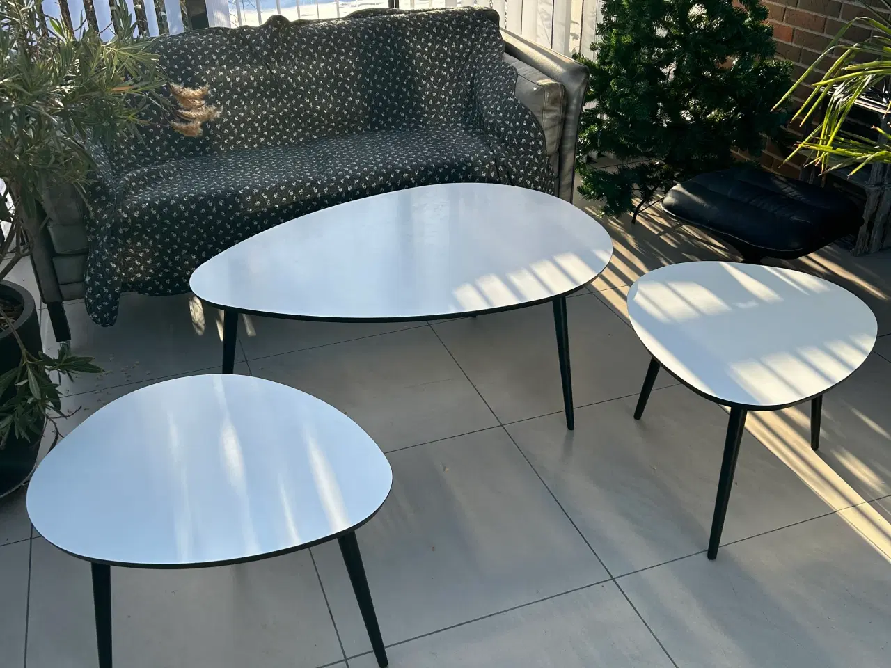 Billede 2 - Sofabord 110x80 højde46 + 2 lampeborde 65x55 h43