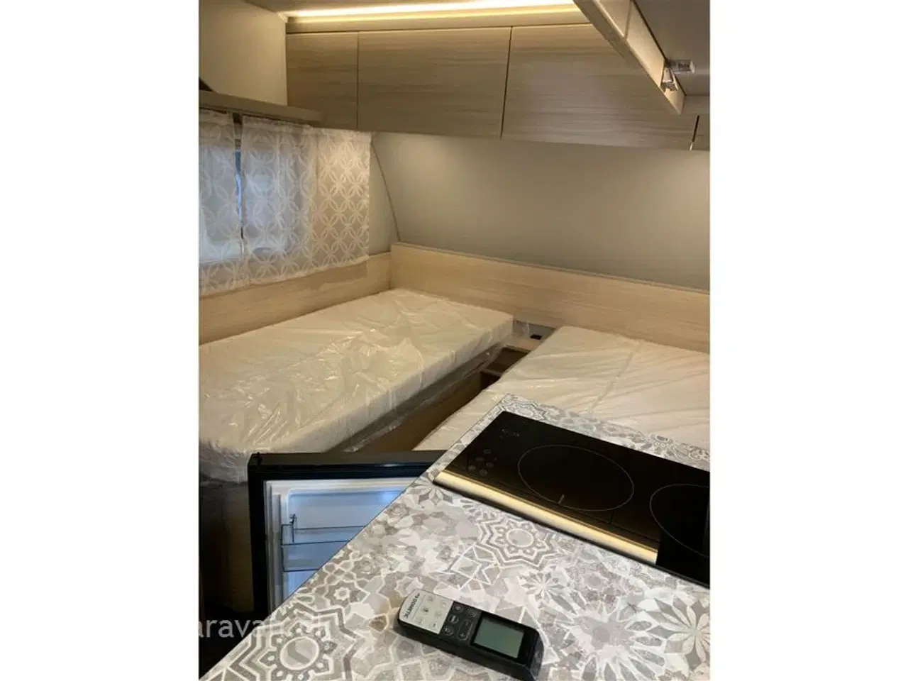 Billede 7 - 2025 - Weinsberg CaraCito 470 EU E-Power   Perfekt til EL-BILER, EGENVÆGT KUN 955 KG. FULDELEKTRISK campingvogn med enkeltsenge.