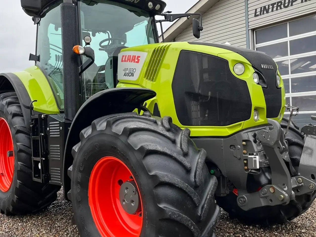 Billede 2 - CLAAS Axion 830 Med frontlift. Velholdt traktor.