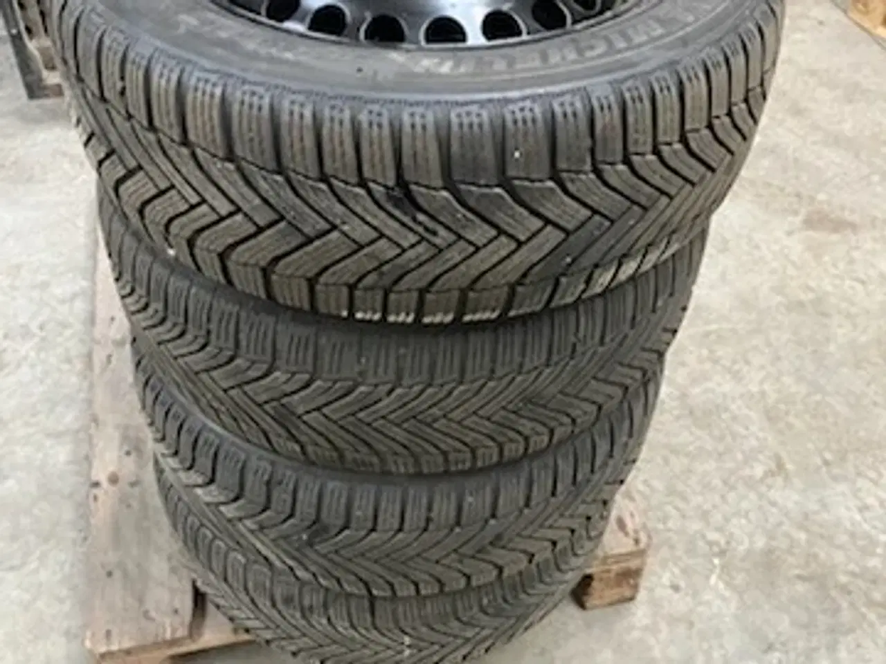 Billede 1 - Vinterdæk til Ford s-max