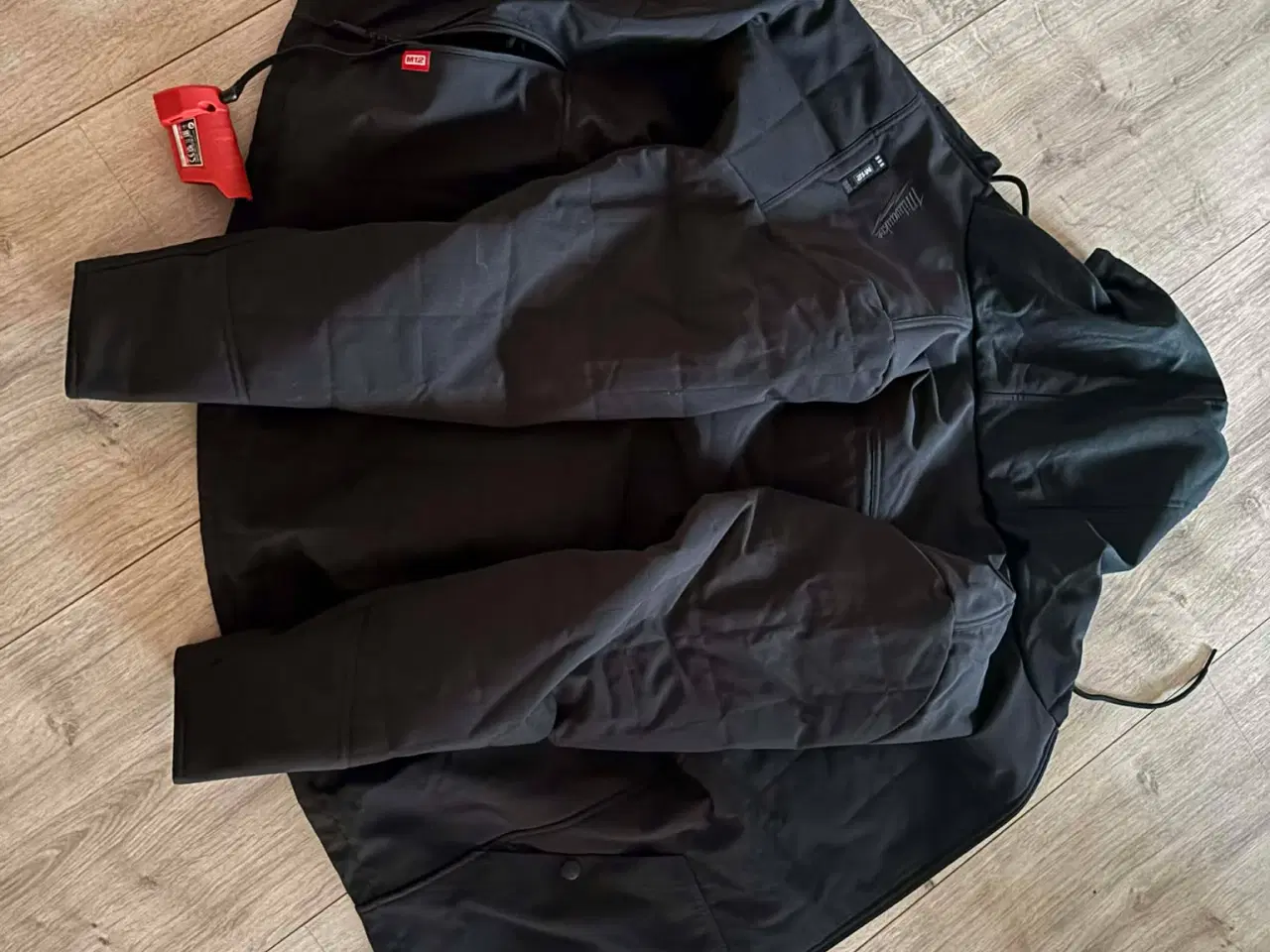 Billede 2 - Milwaukee Varmejakke