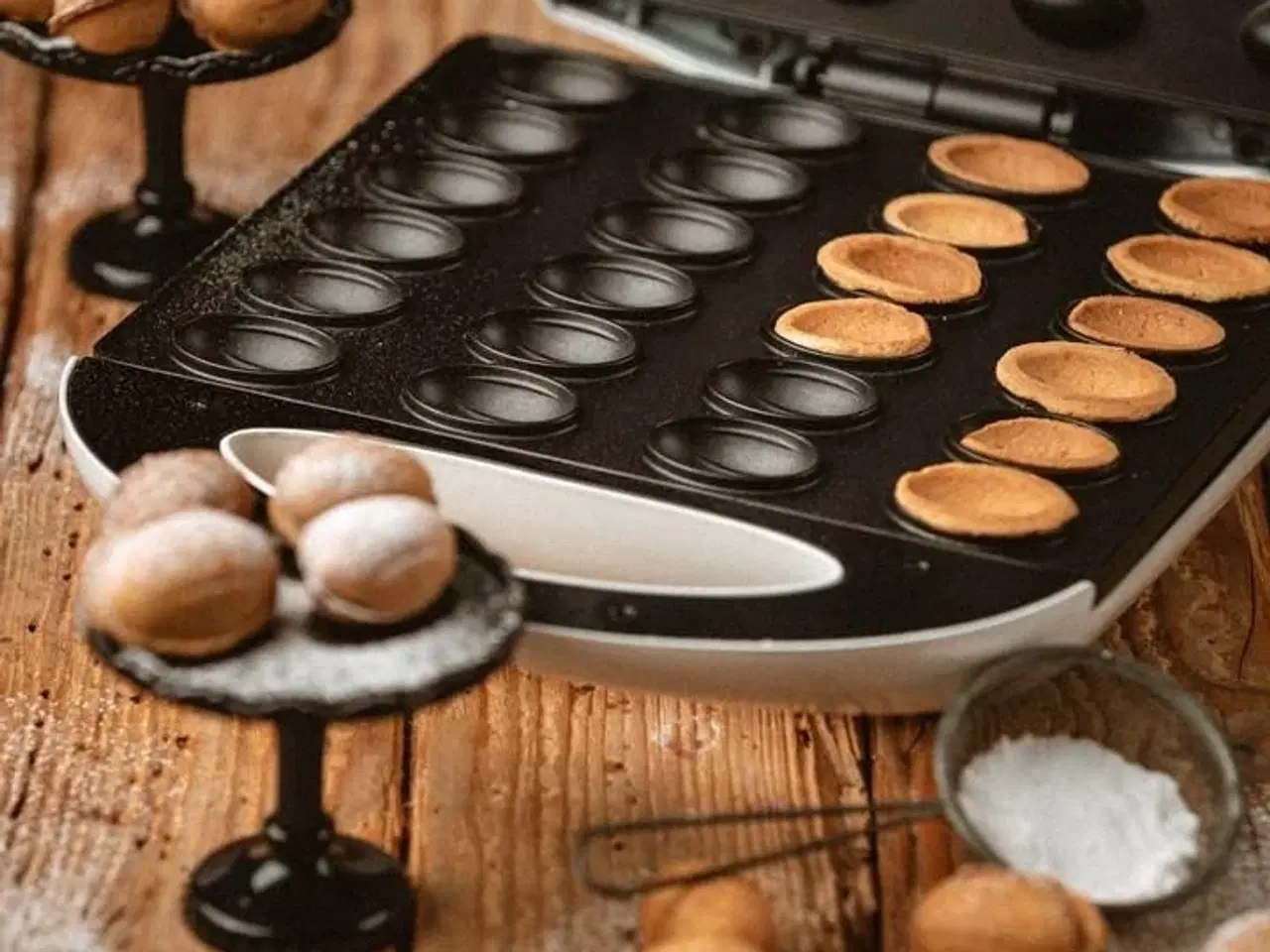 Billede 10 - Kagemaskine til småkager/peanutkager 24 stk – Adler AD 3039, hvid