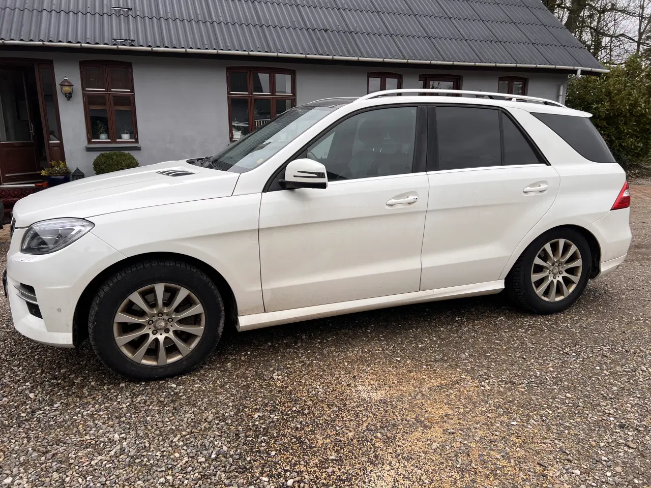Billede 2 - Flot og velholdt Mercedes ML 350 Bluetec