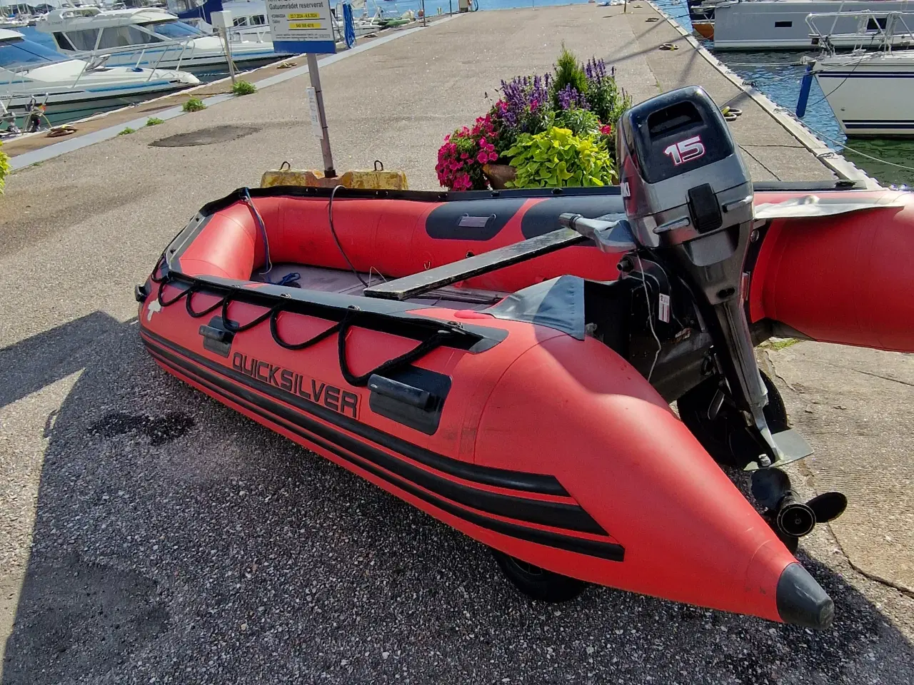 Billede 2 - Suzuki 15 hk med Quicksilver 380 HD gummibåd.