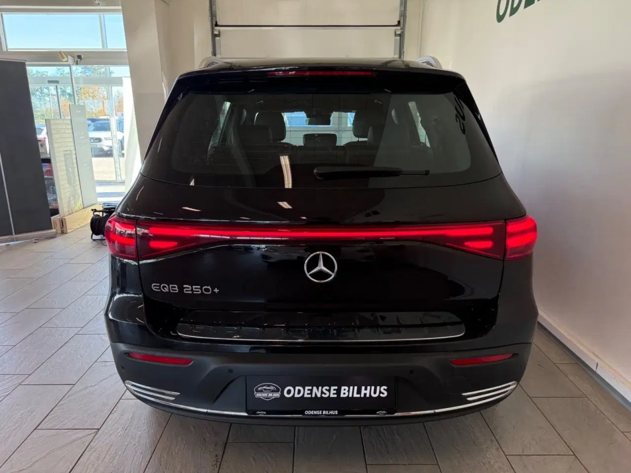 Billede 4 - Mercedes EQB250+  Electric Art 7prs