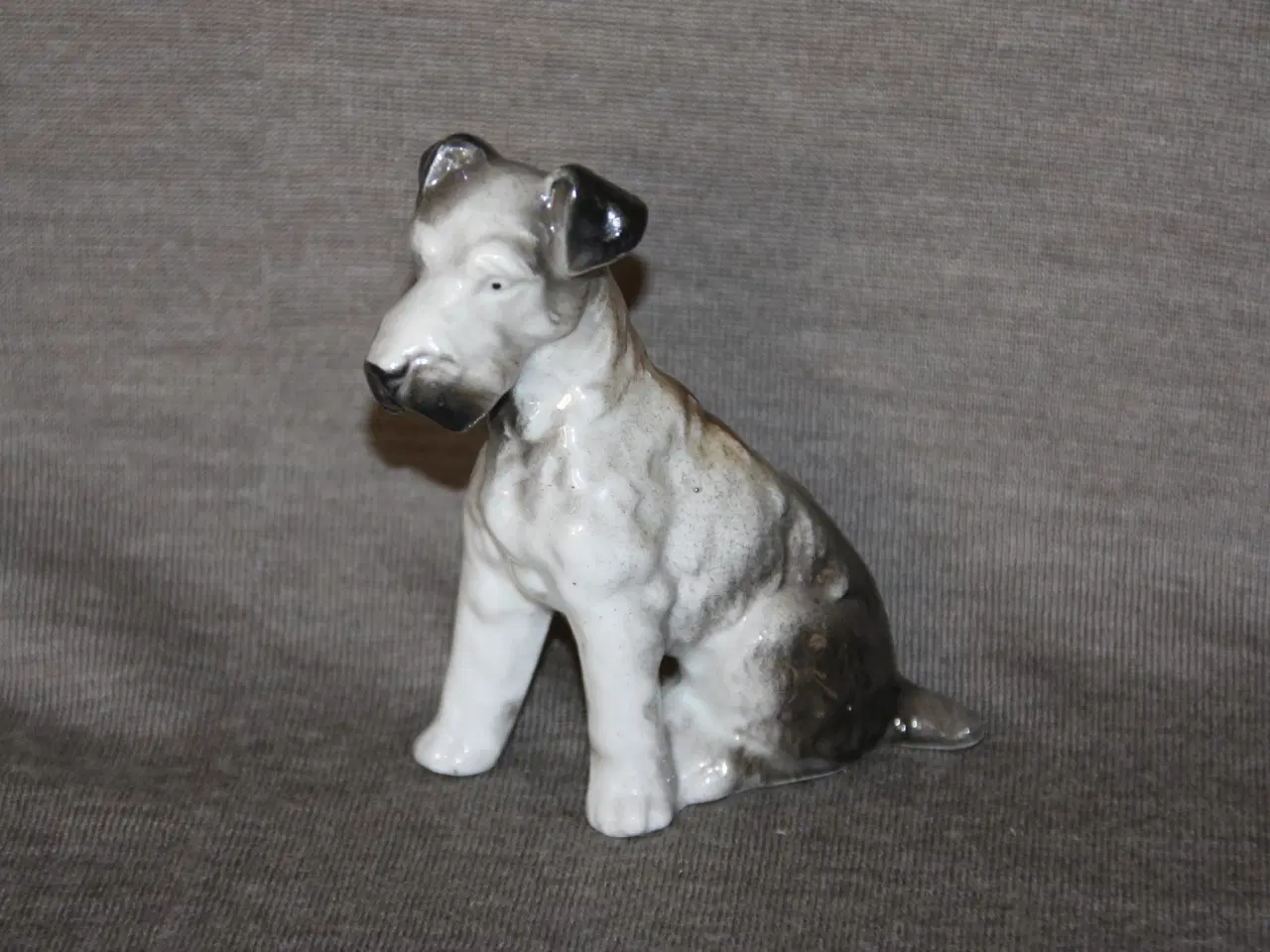 Billede 1 - Hund figurer højde 10 cm