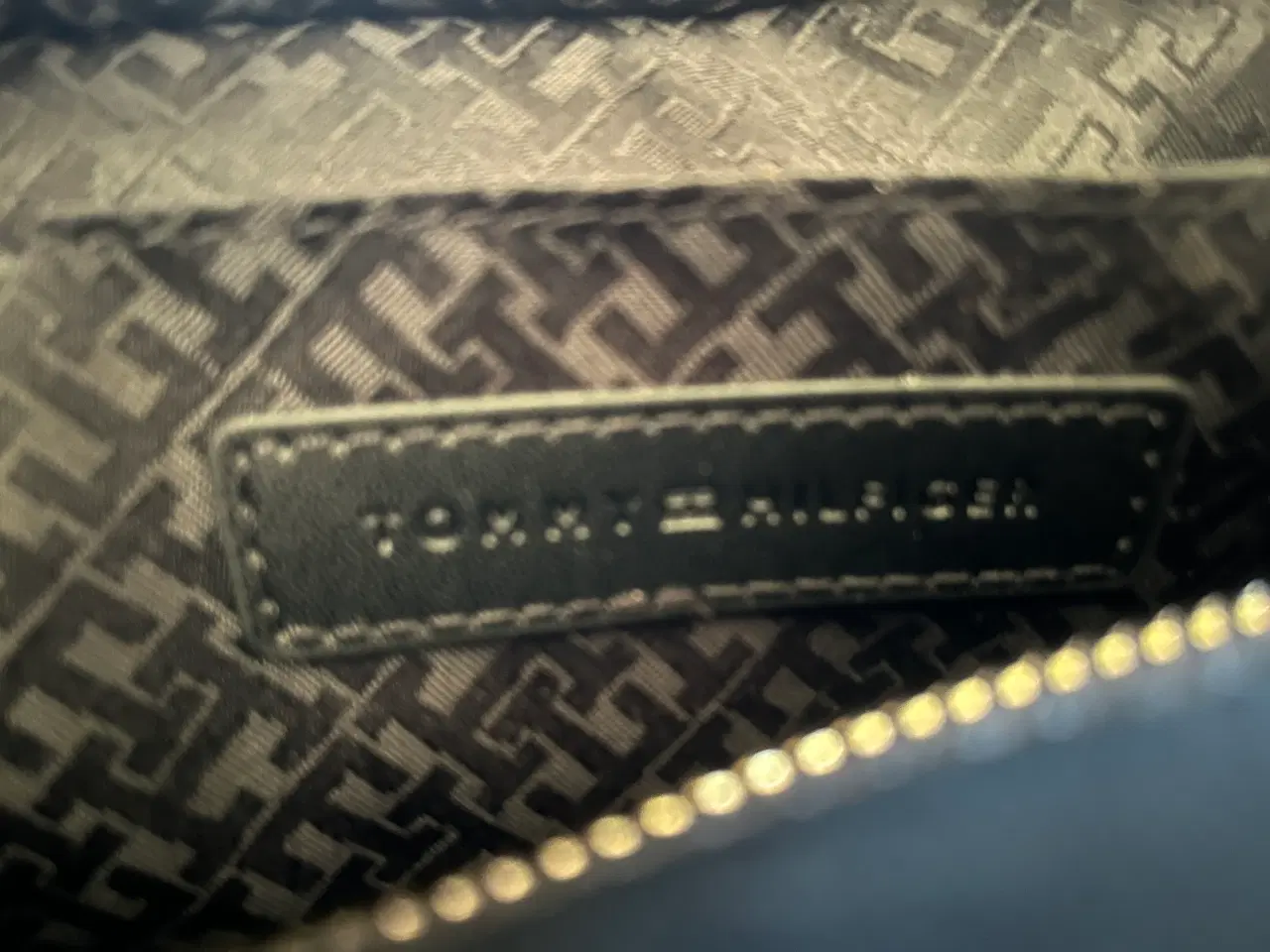 Billede 3 - Tommy Hilfiger tote taske som ny