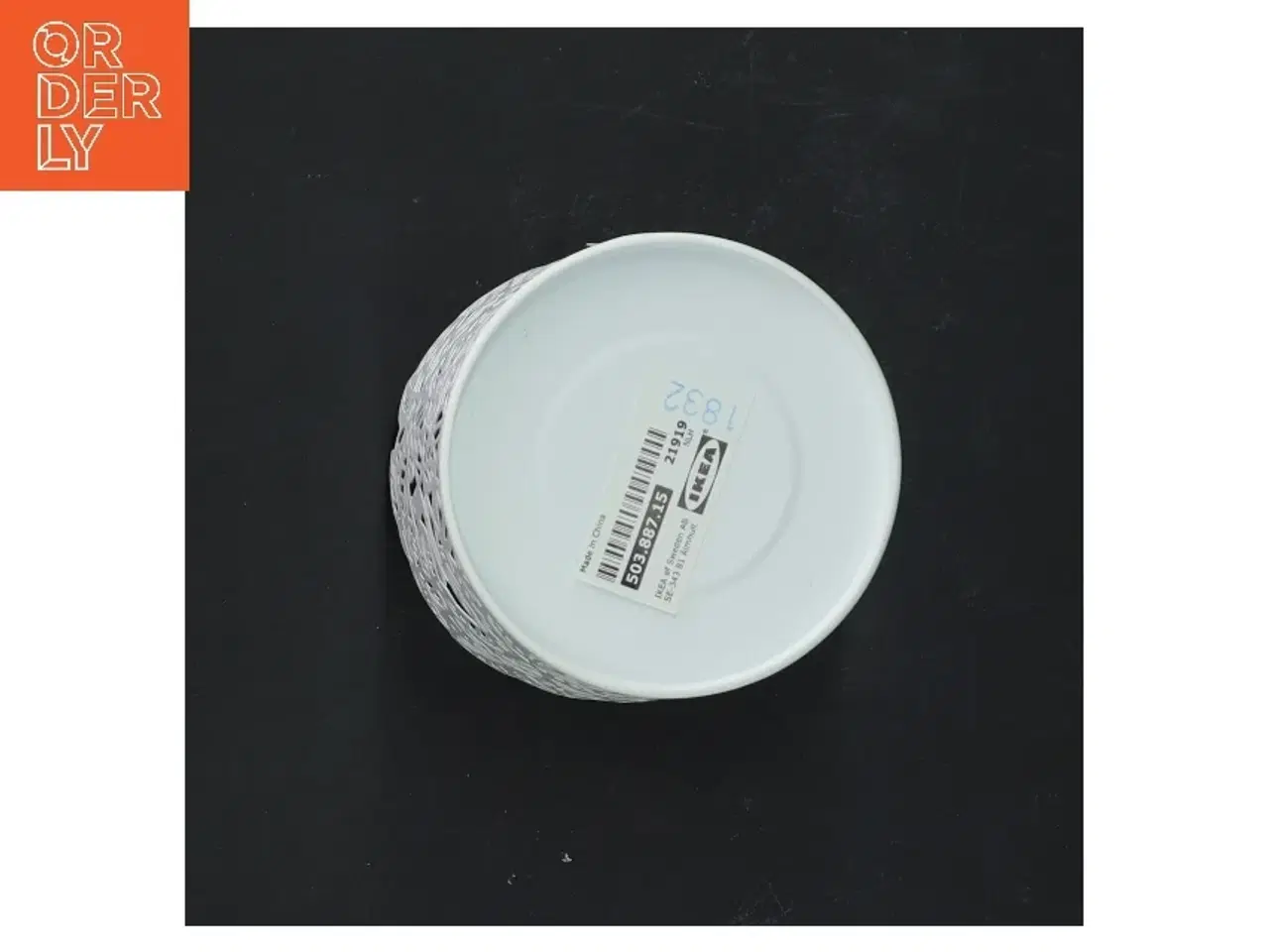 Billede 3 - Hvide lysholdere med bladmønster fra IKEA (str. Ø 8x8,5 cm)