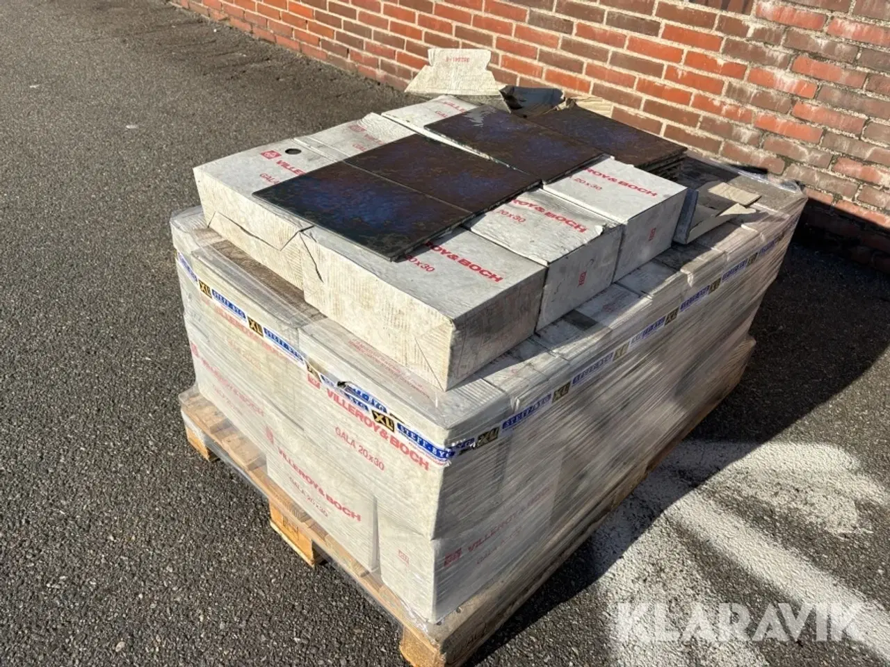 Billede 1 - Fliser V&B gala blå - 29,58 kvm