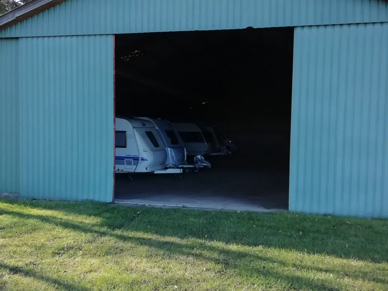 Billede 2 - Helårsopbevaring af campingvogn ved Otterup