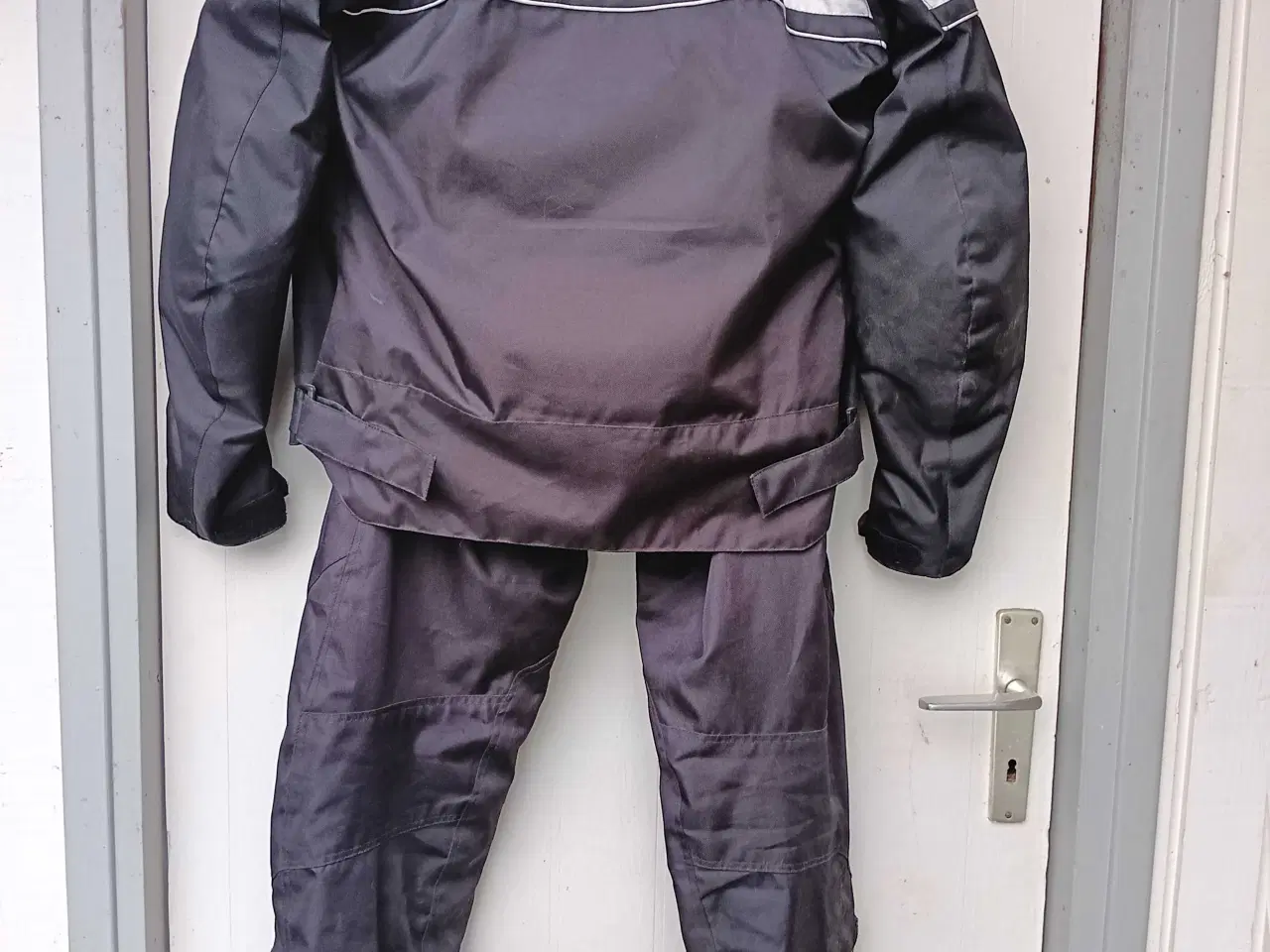 Billede 2 - Damesæt str XL