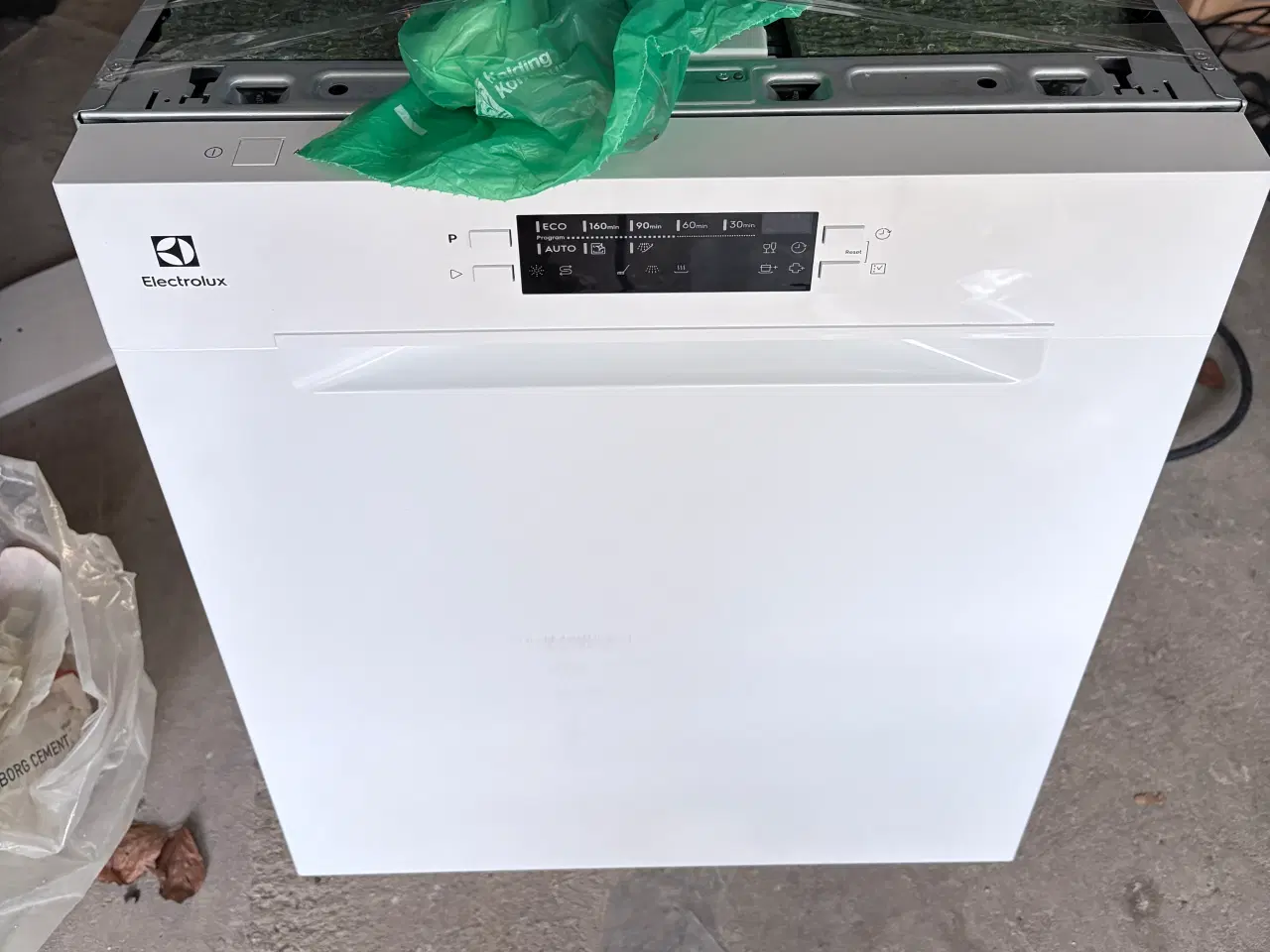 Billede 1 - Electrolux 600 opvaskemaskine ESS48320UW (hvid)