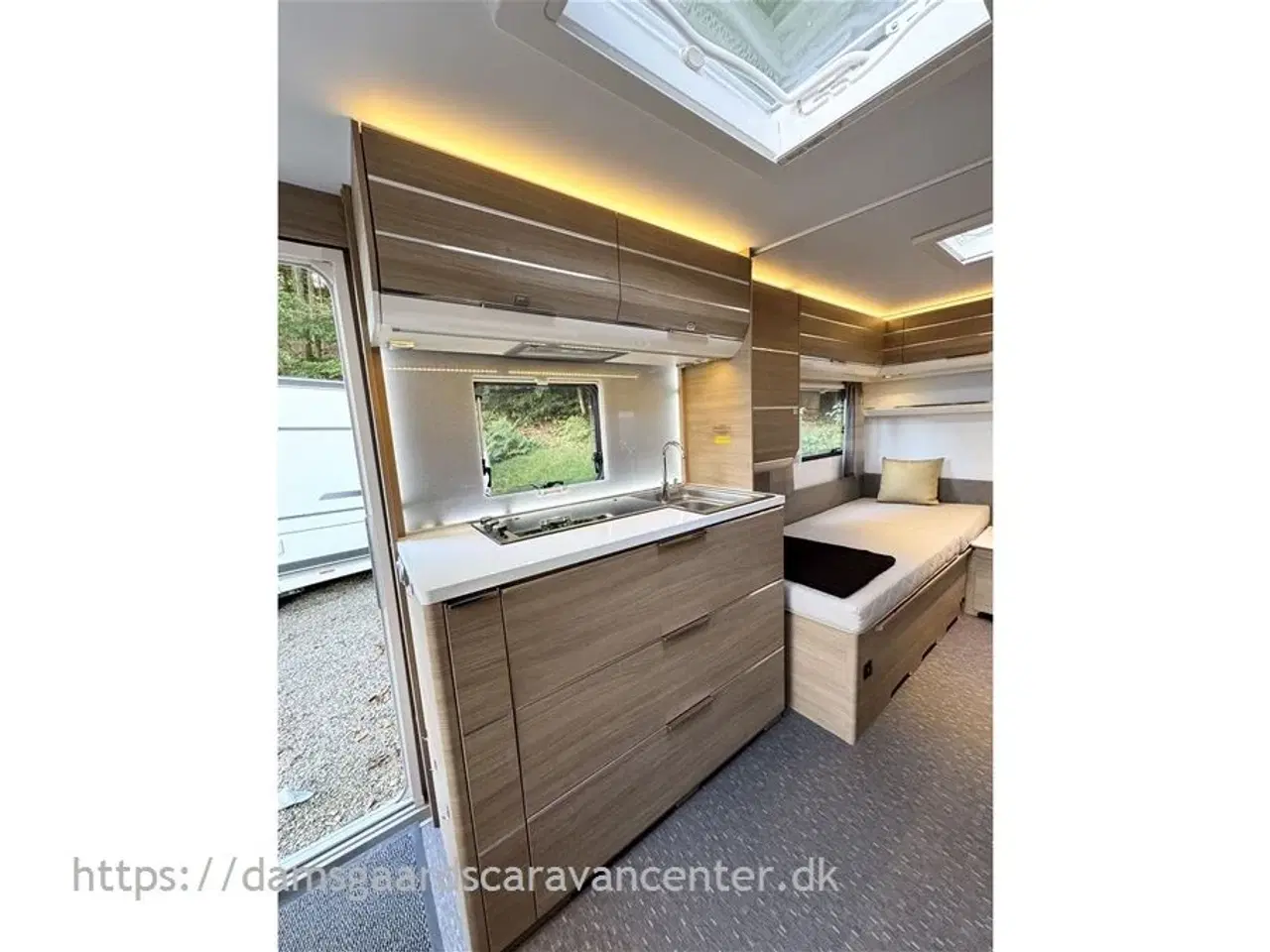 Billede 8 - 2019 - Adria Adora 542 UL Enkeltsenge-Lamel-Gulvtemp.-Sun Shine