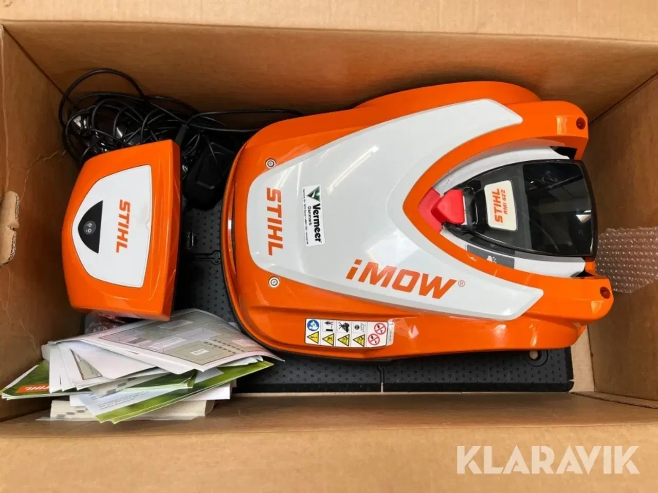 Billede 4 - Robotplæneklipper Stihl RMI422 og garage