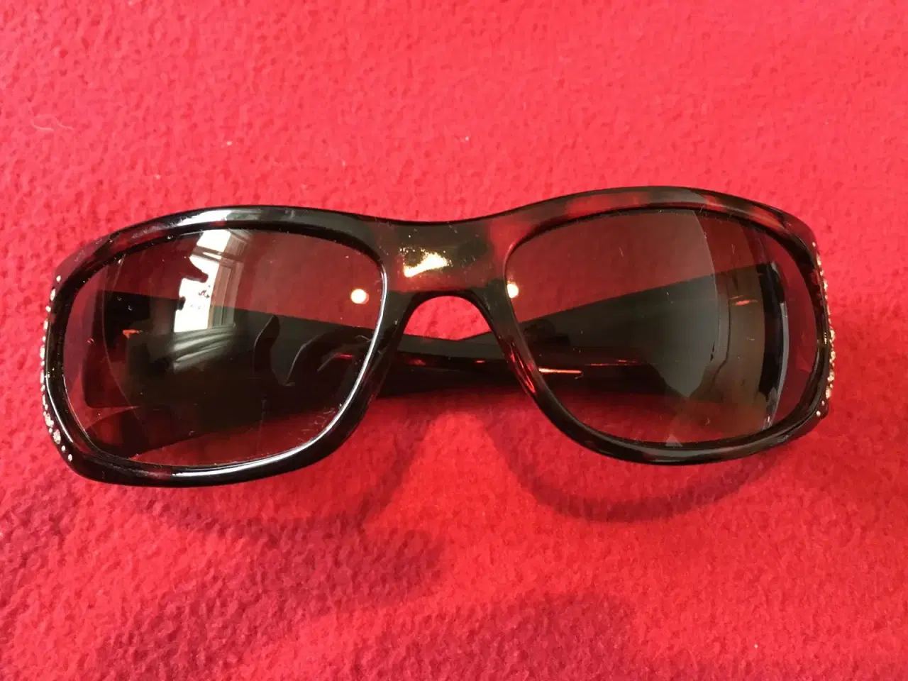 Billede 2 - Original GLORIA VANDERBILT solbriller