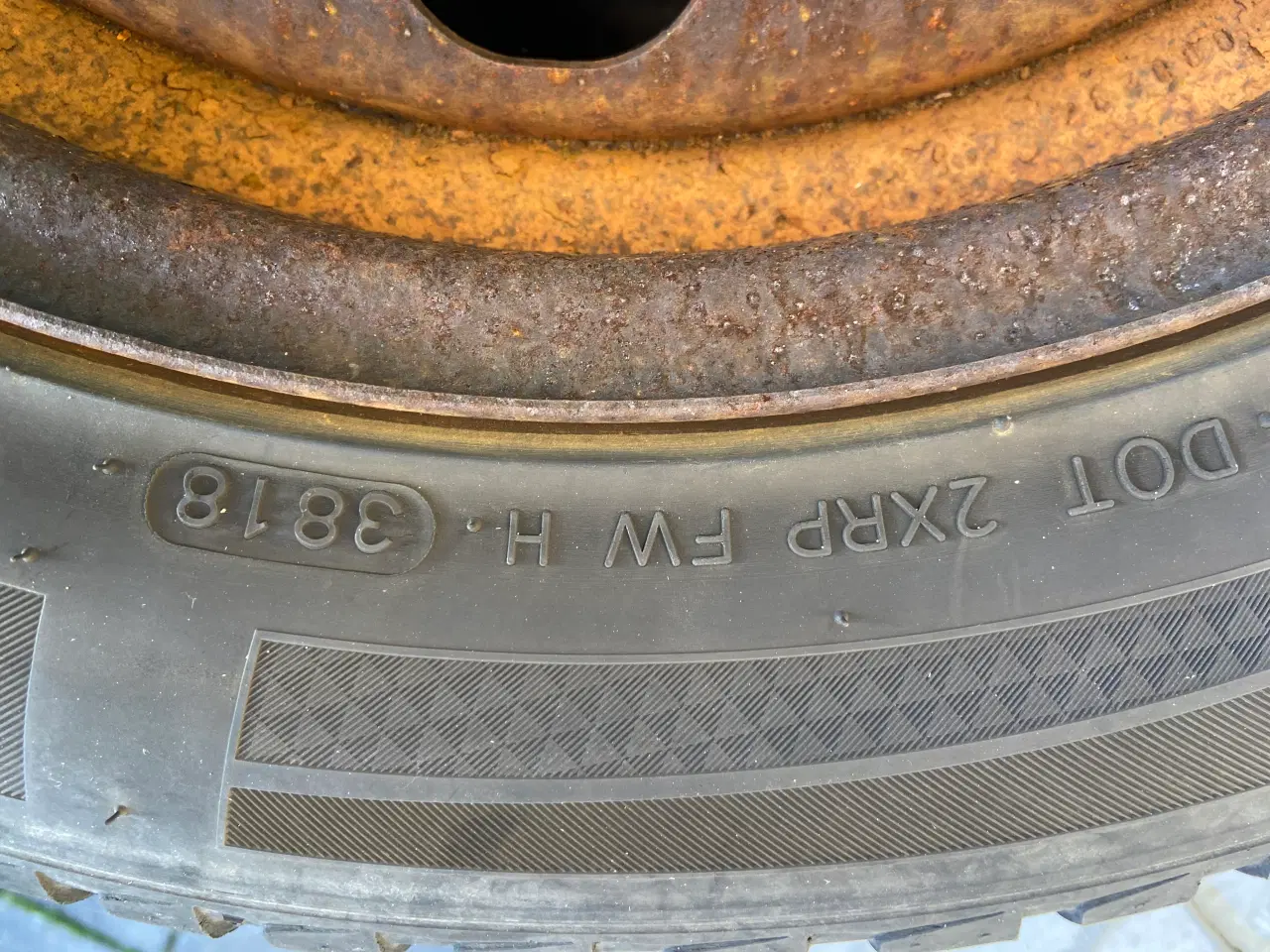 Billede 2 - 4 stk fælge med vinterdæk