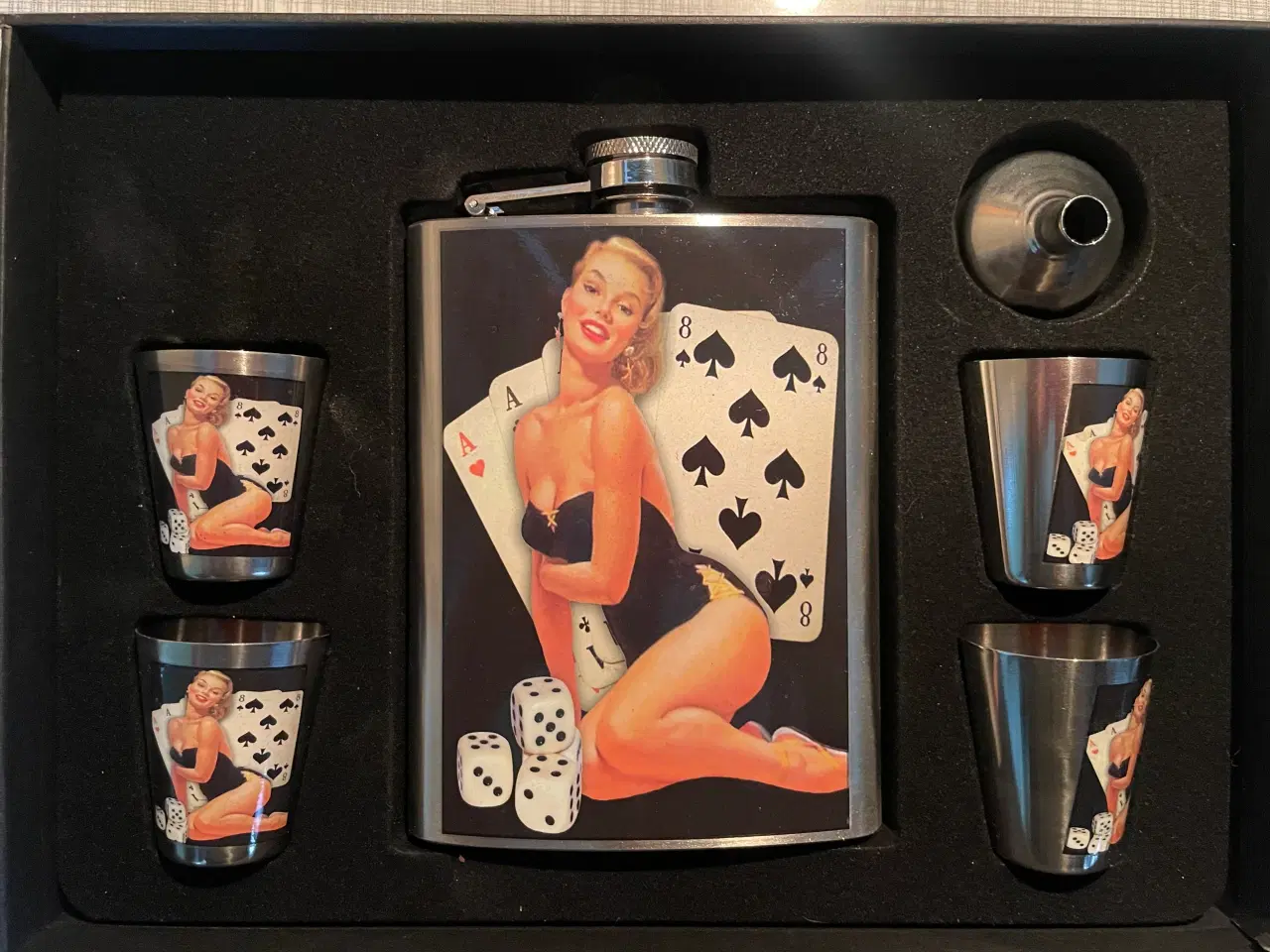 Billede 2 - Lommelærke og glas med motiv 