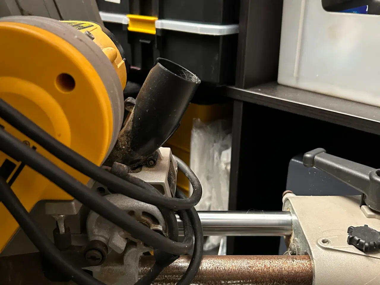 Billede 7 - DeWalt kap/geringssav 