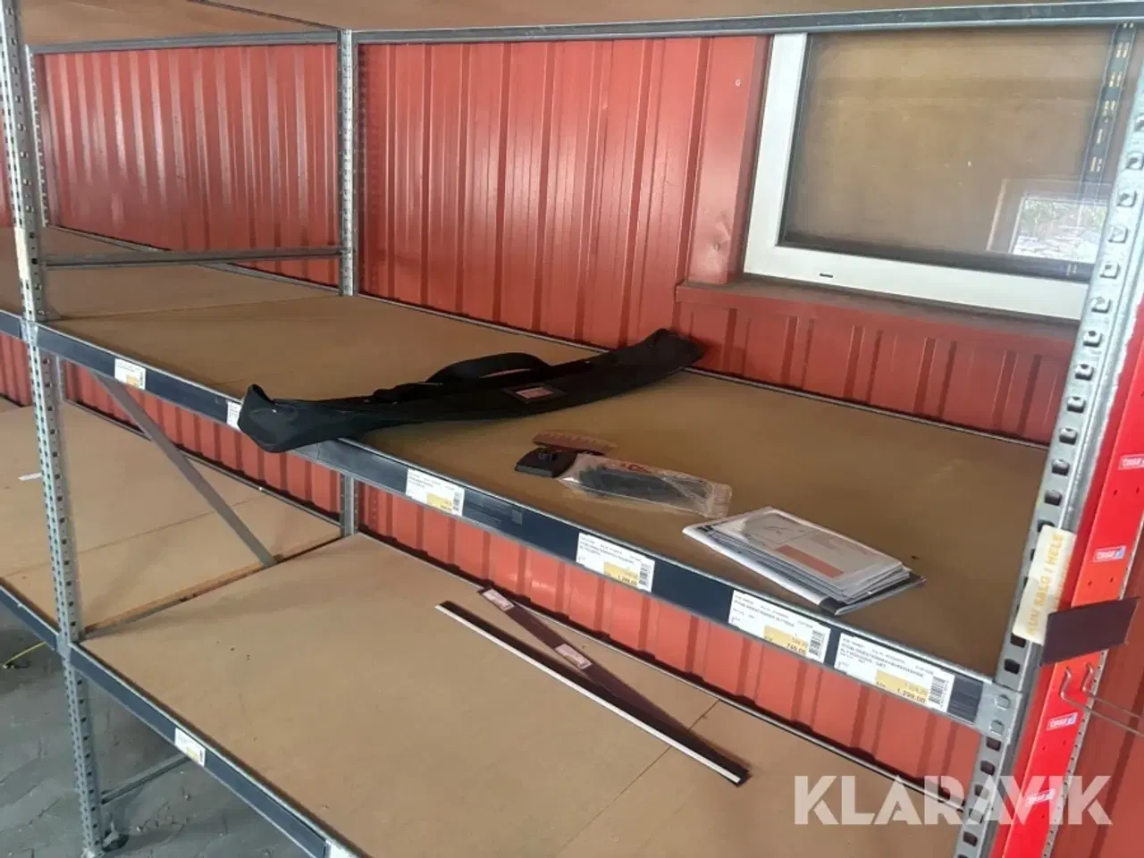 Billede 4 - Reoler - 4 ens sektioner, 11 hylder i alt