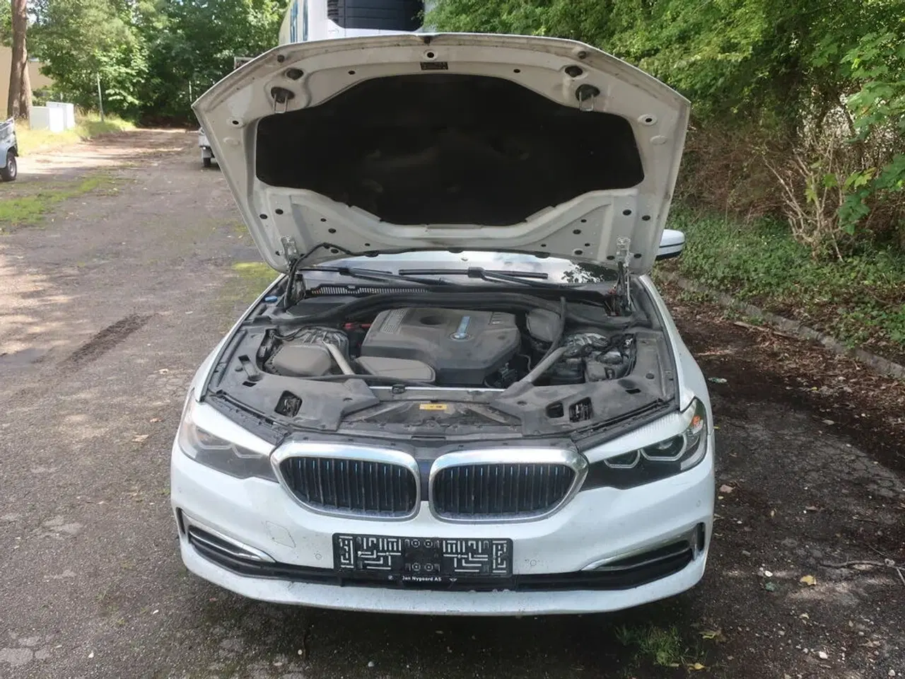 Billede 32 - Personbil BMW 530E IPERFOMANCE 2.0 (moms fri)