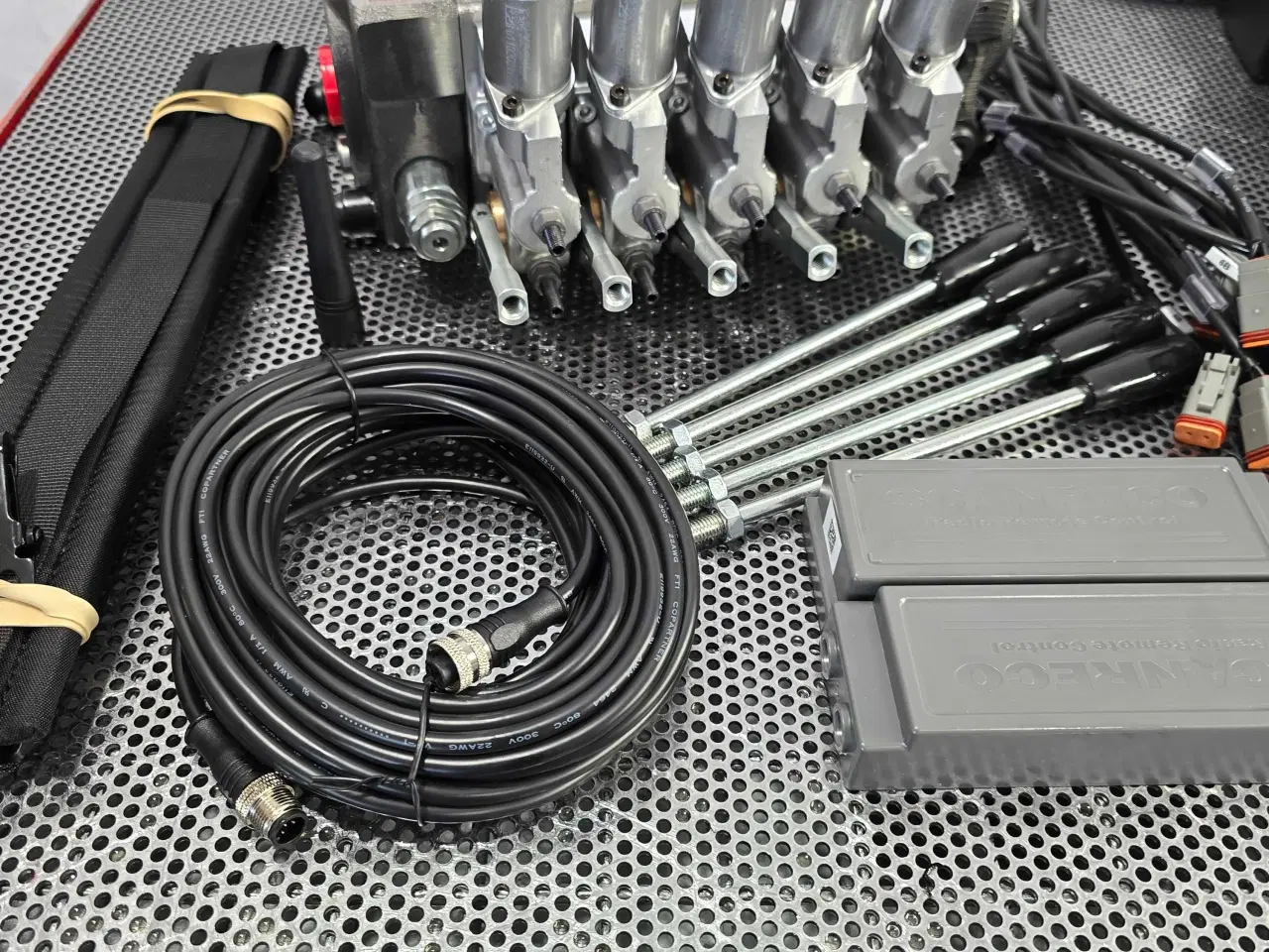 Billede 2 - Radiofjernbetjening RC 400 5 funktioner